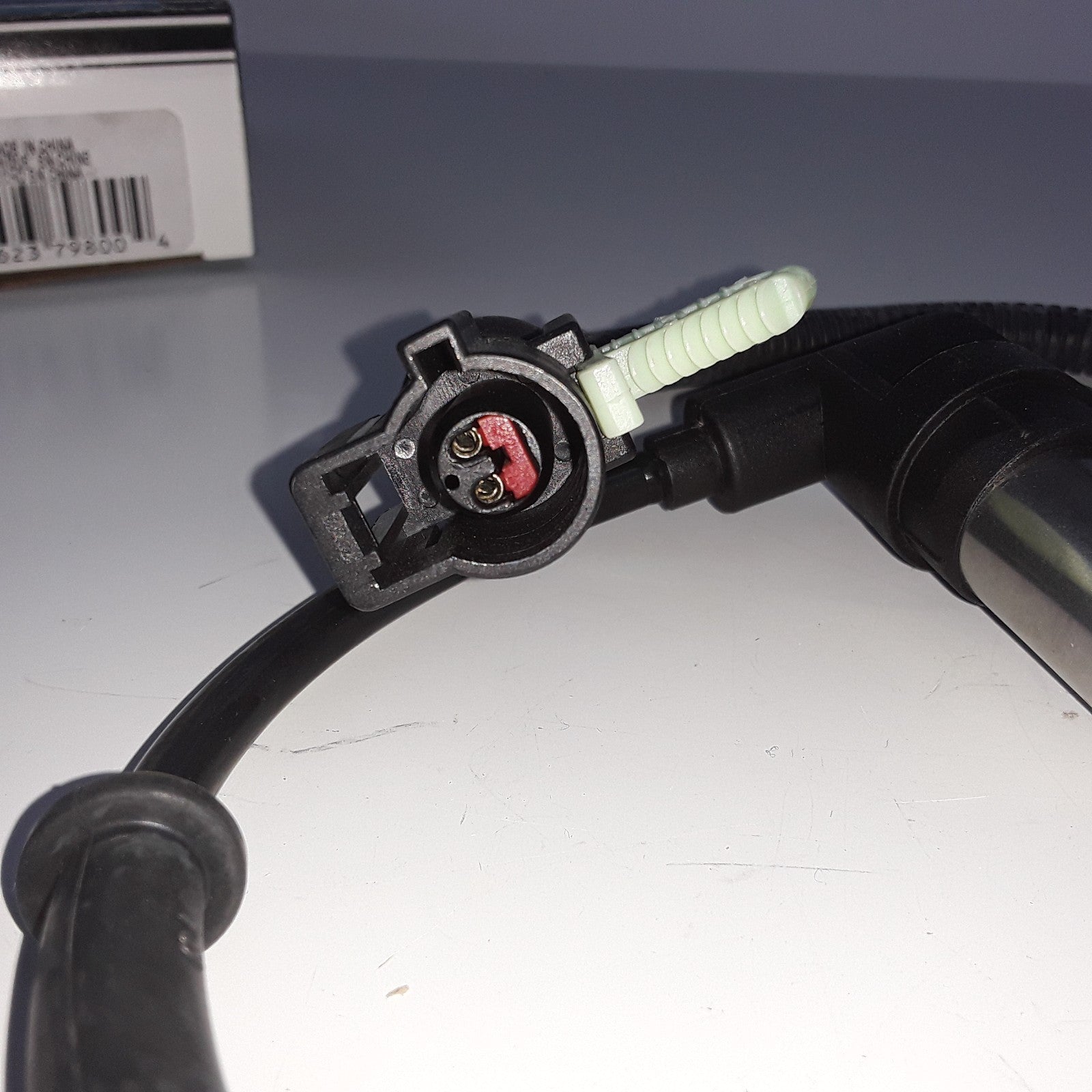 Front Wheel Speed Sensor Fits Ford E150 Van 2000 2001 2002 2003 2004 2005 2006