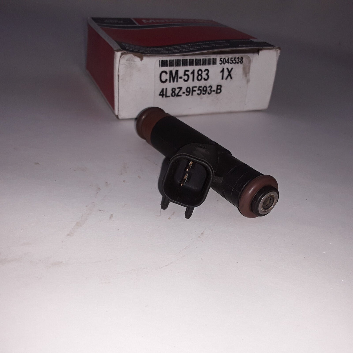 Fuel Injector Fits Lincoln Aviator 2003-05 Ford Escape 05-08 Mercury Sable 04-05