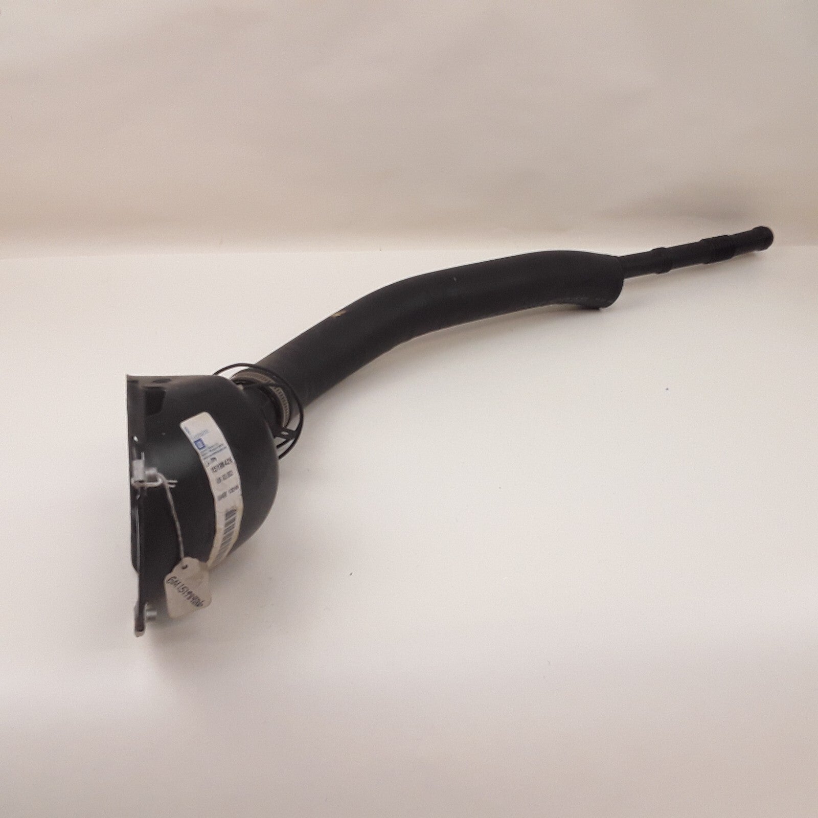 GM 15198426 Filler Neck Fits Chevrolet Silverado 3500 GMC Sierra 3500 1999-2004