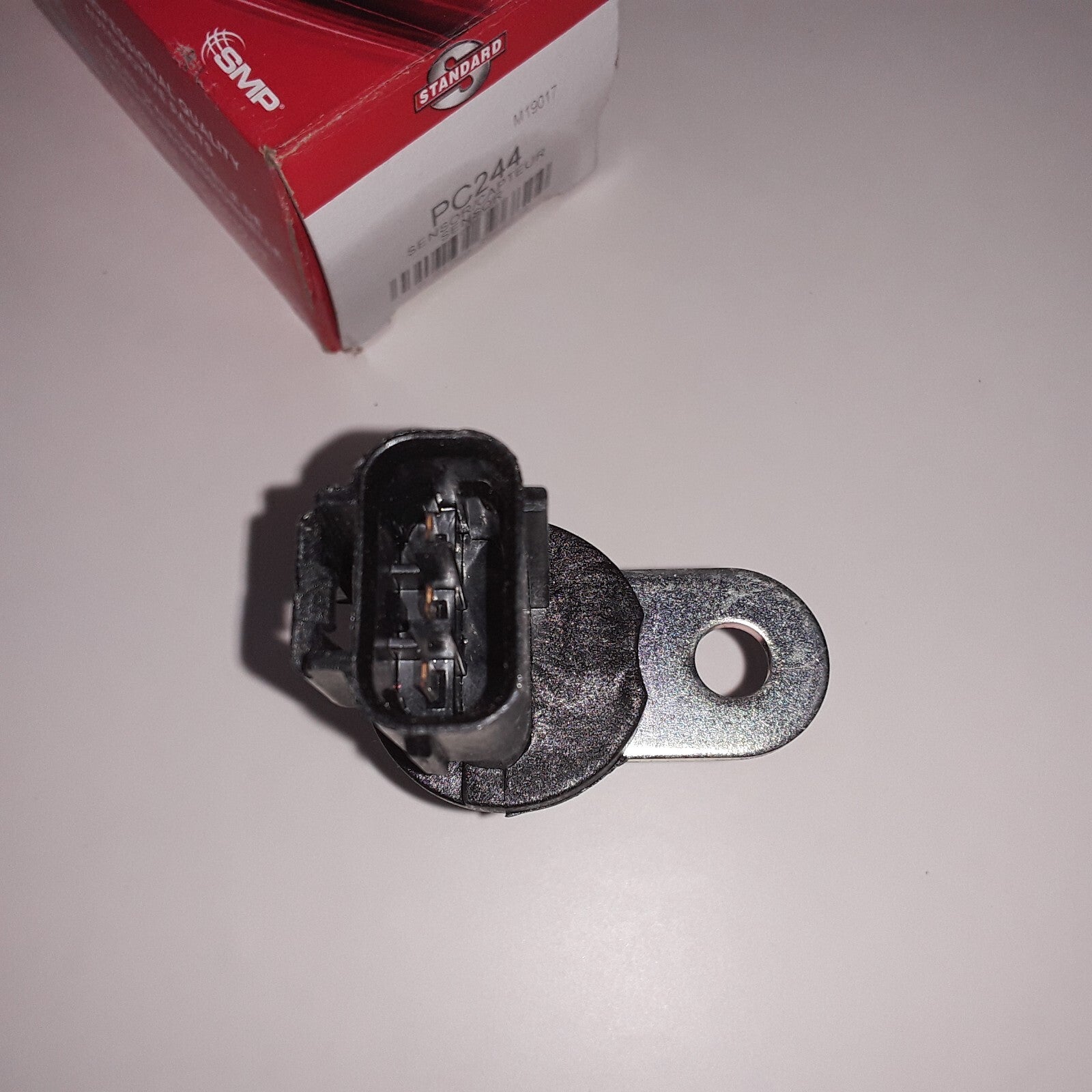 Standard Position Camshaft Sensor Fits Dodge Mitsubishi Jeep Chrysler 1999-2008