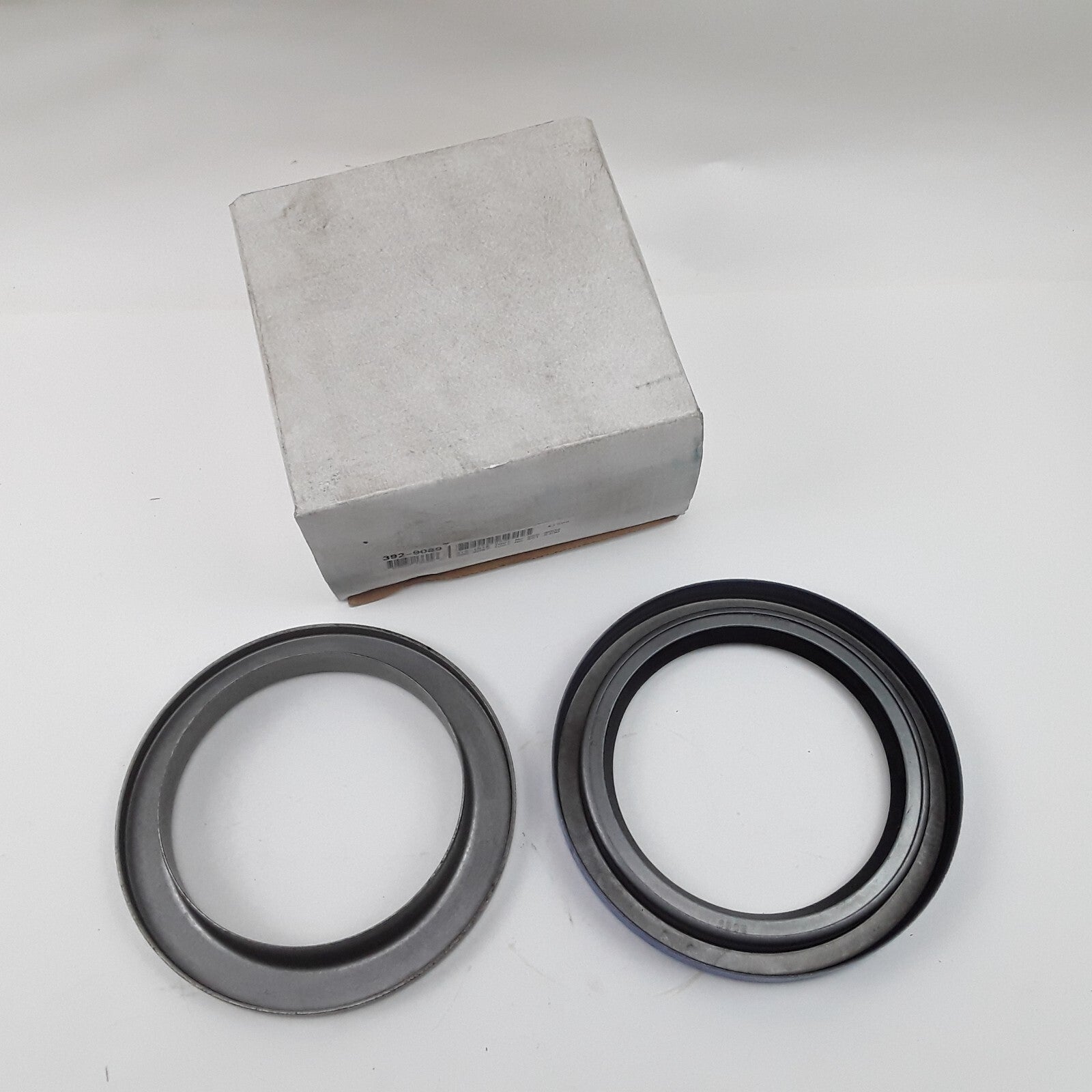 Stemco 392-9089 Grit Guard Drive Axle Wheel Bearing Seal Heavy Duty