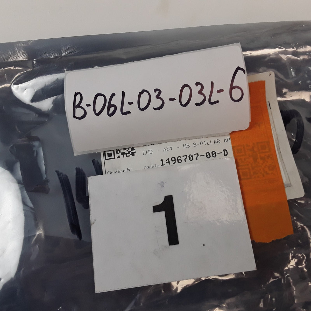 1496707-00-D Left B-Pillar Applique Assembly For Tesla Model S 2021-2026 OEM New