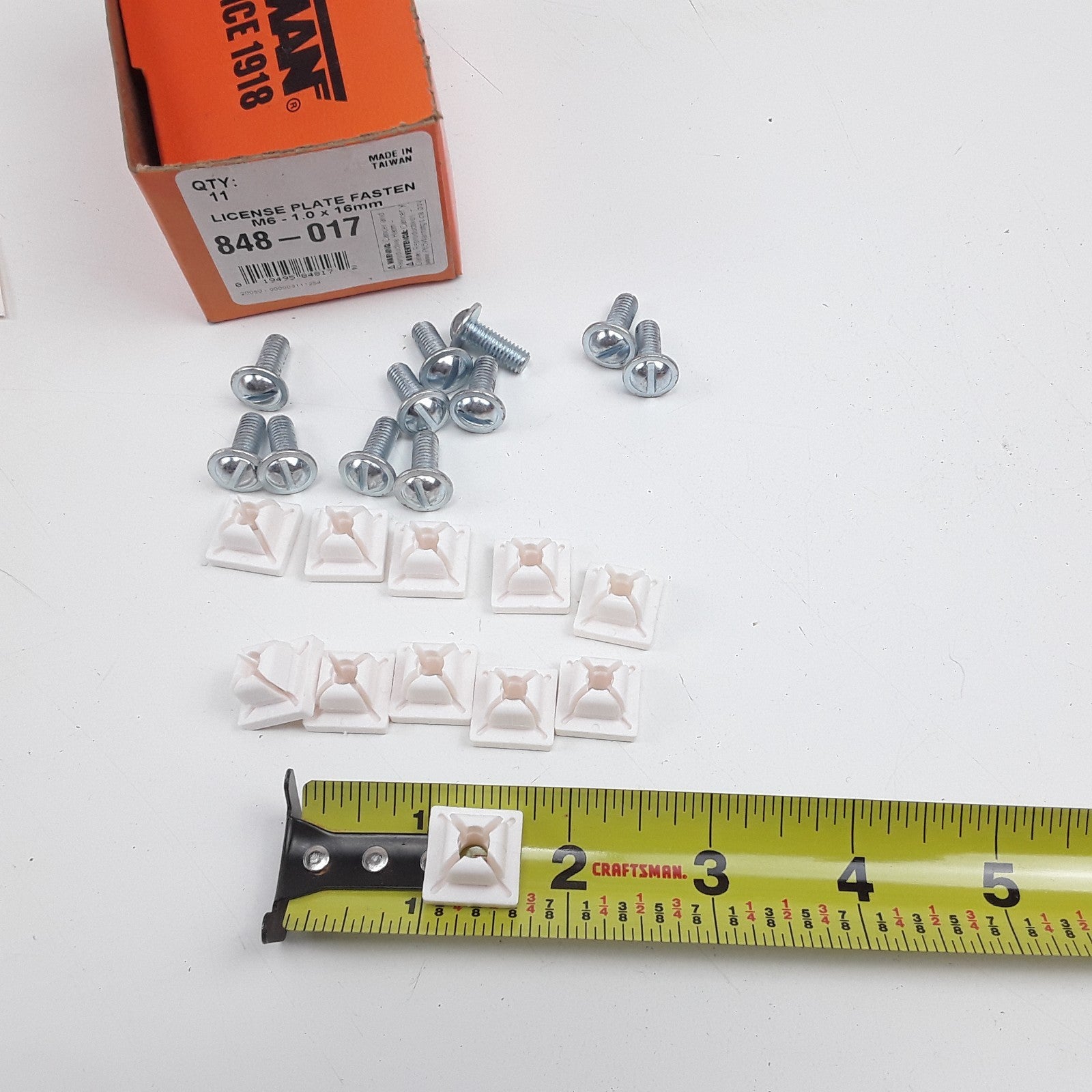 Dorman 848-017 License Plate Fasteners Steel M6-1.0 x 16mm Set of 11