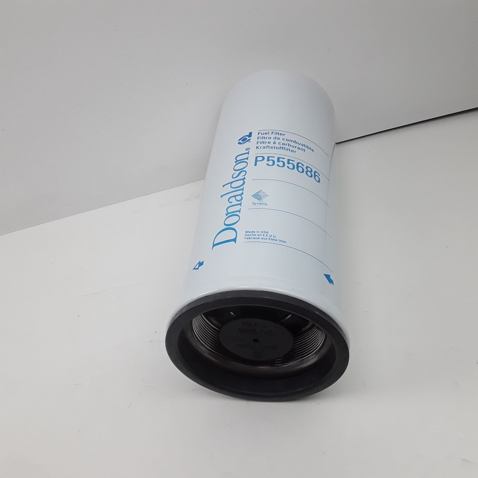 Donaldson P555686 Fuel Filter - 7.76 in. Secondary Type, Spin-On Style