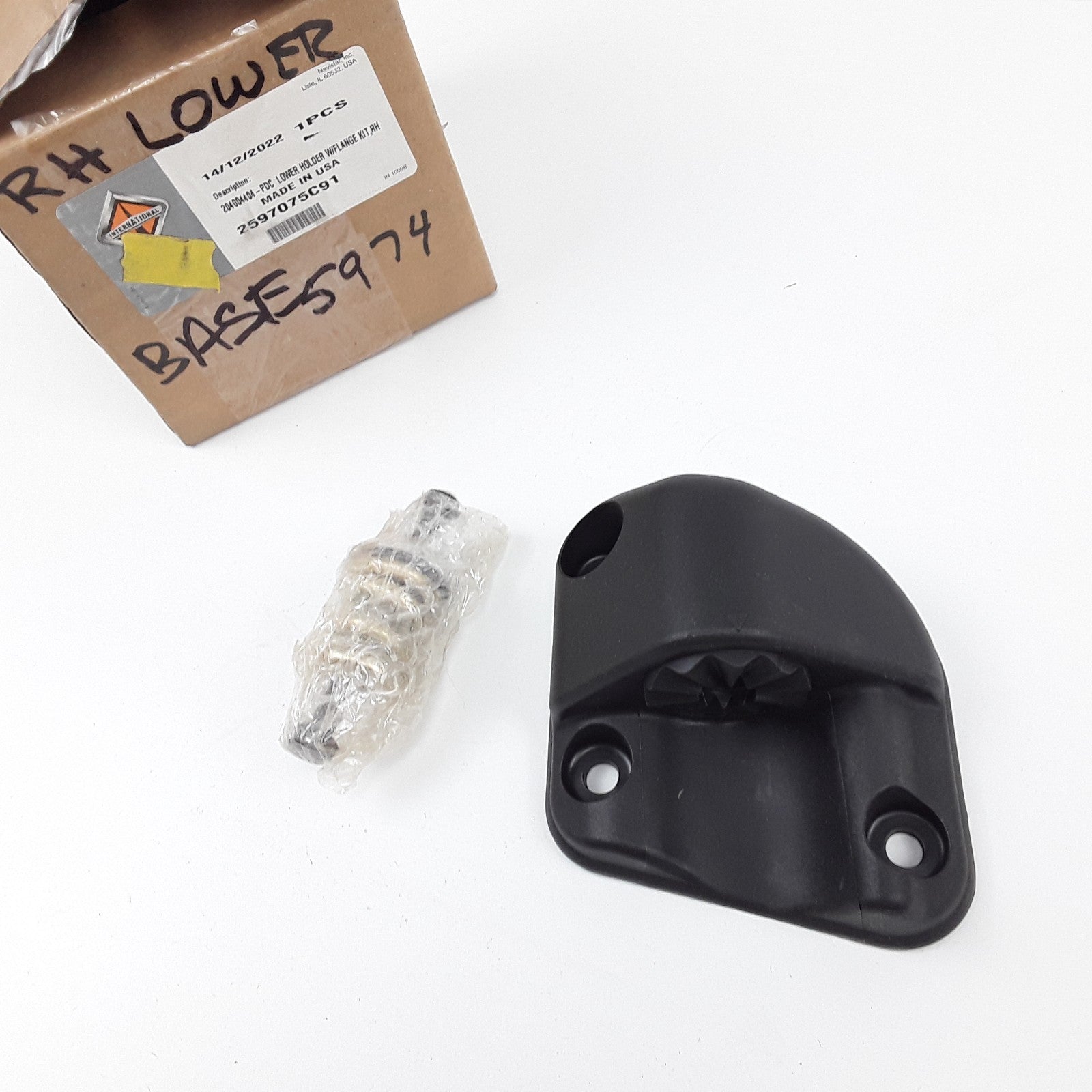 Right Mirror Bracket Fits International IC Corporation 2002 2003 2004 2005-2018