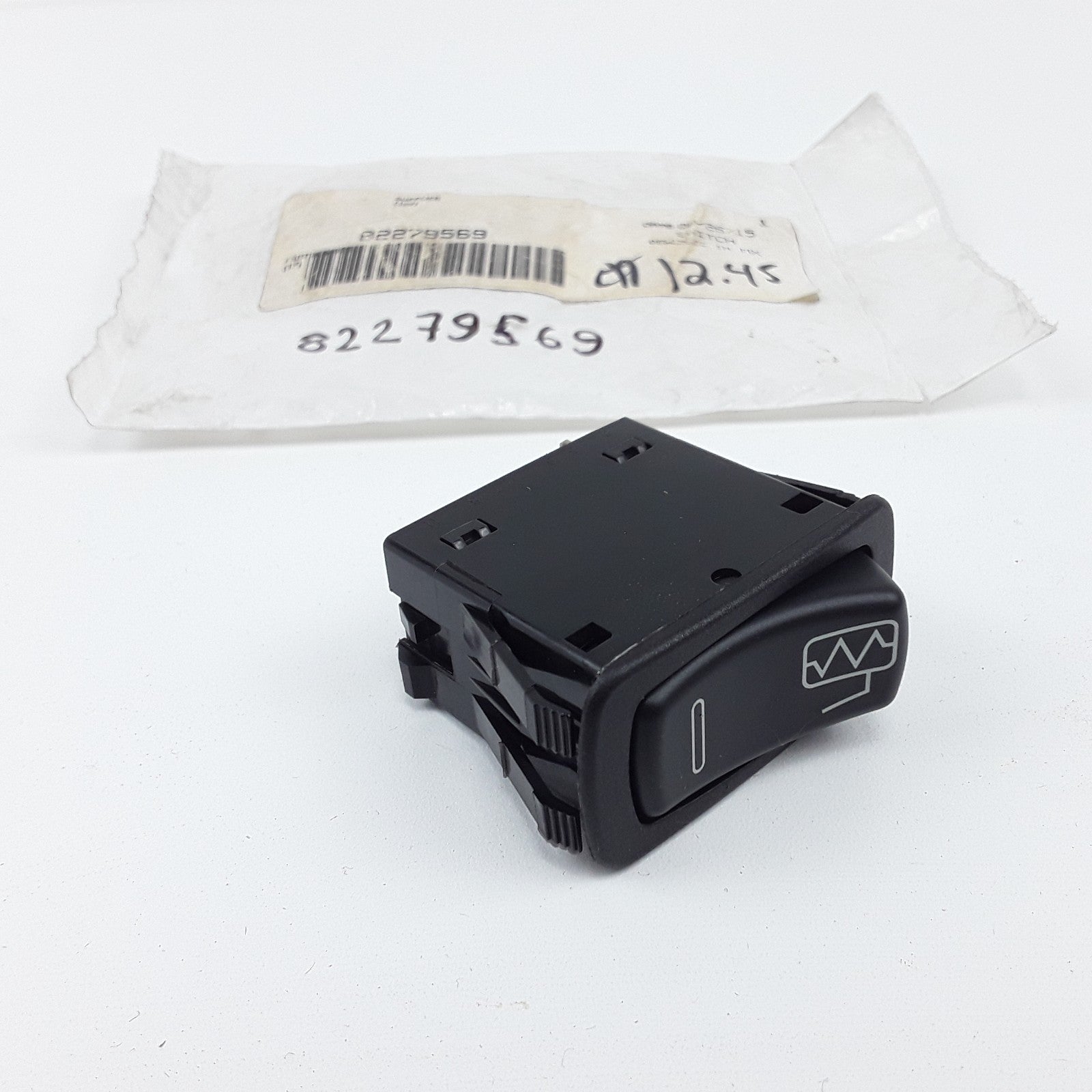 Mack 82279569 Heated Mirror Control Switch Fits Mack Replaces 1MR4341BM5