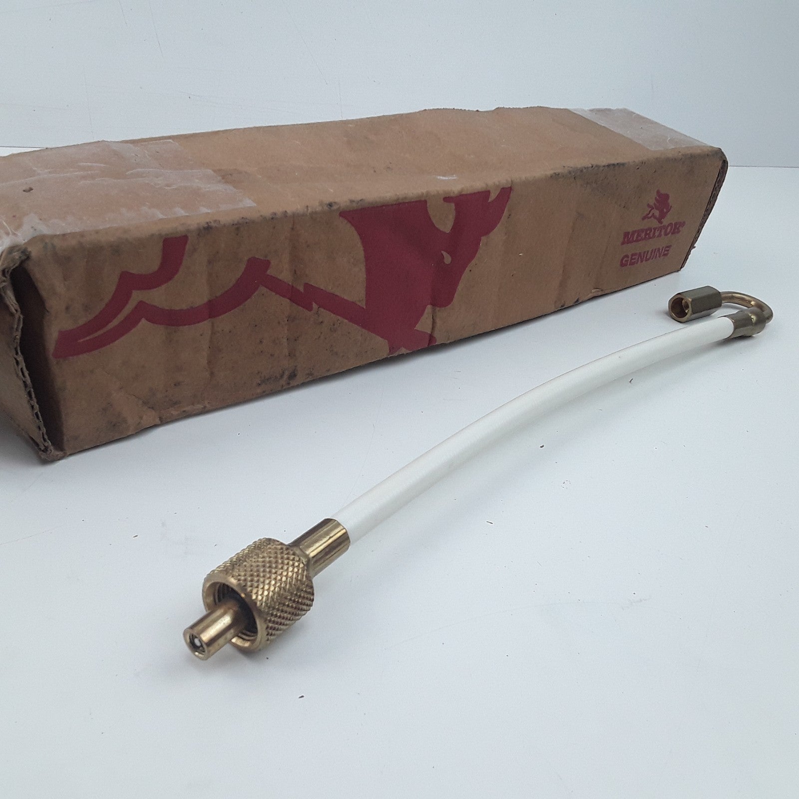 Meritor 3136400 Tire Inflation System Flex Hose Length 11.5in For 17.5 in Wheels