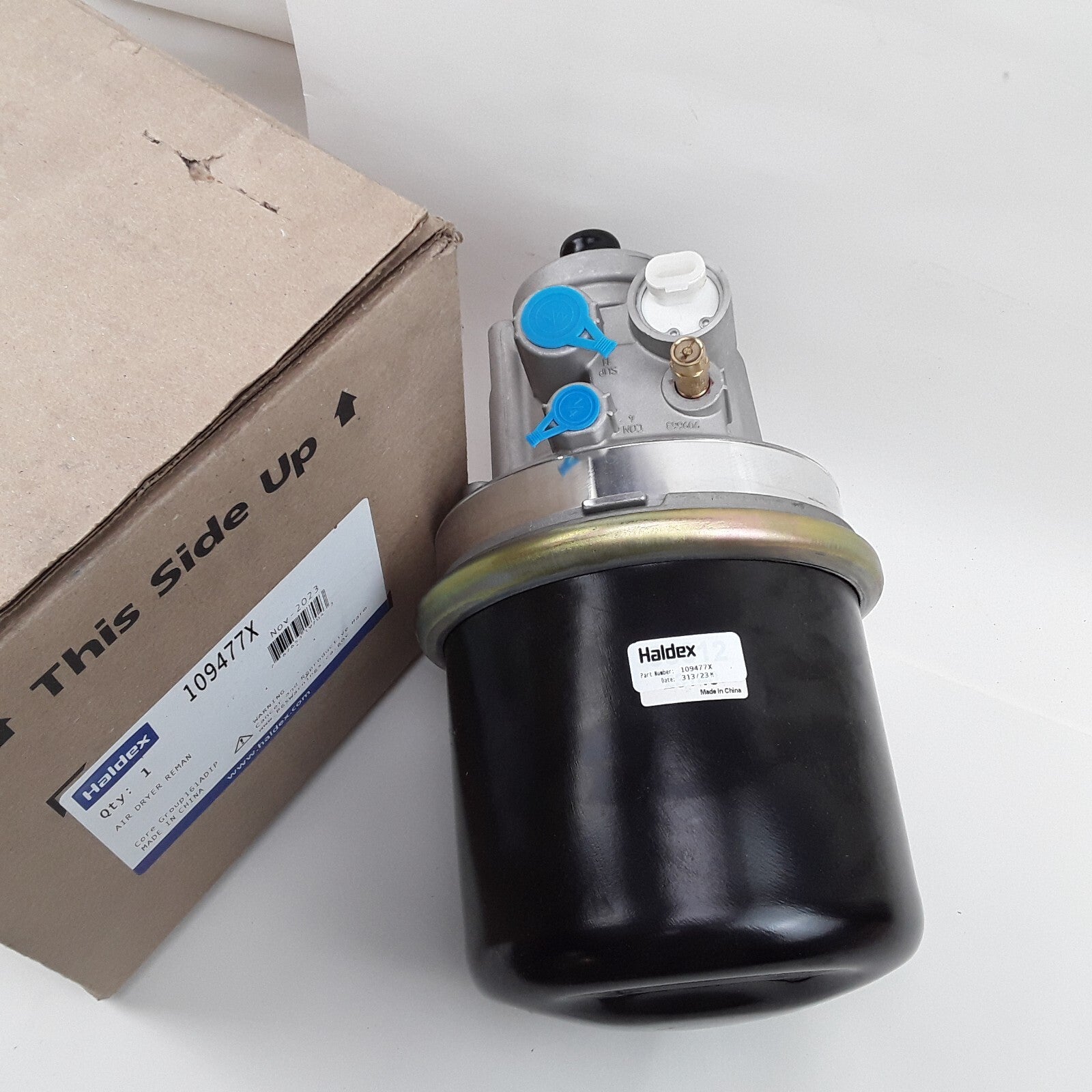 Haldex 109477X Air Brake Dryer Valve Assembly Heavy Duty High Performance