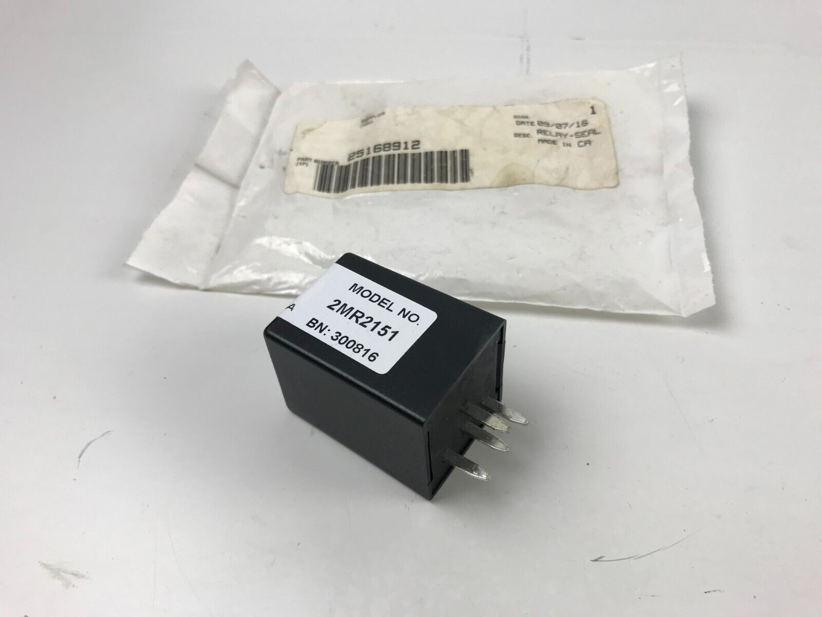 GENUINE OEM Mack Truck Relay 20 Amp 25168912 2MR2151 2MR435 FAST SHIPPING - HotCarParts