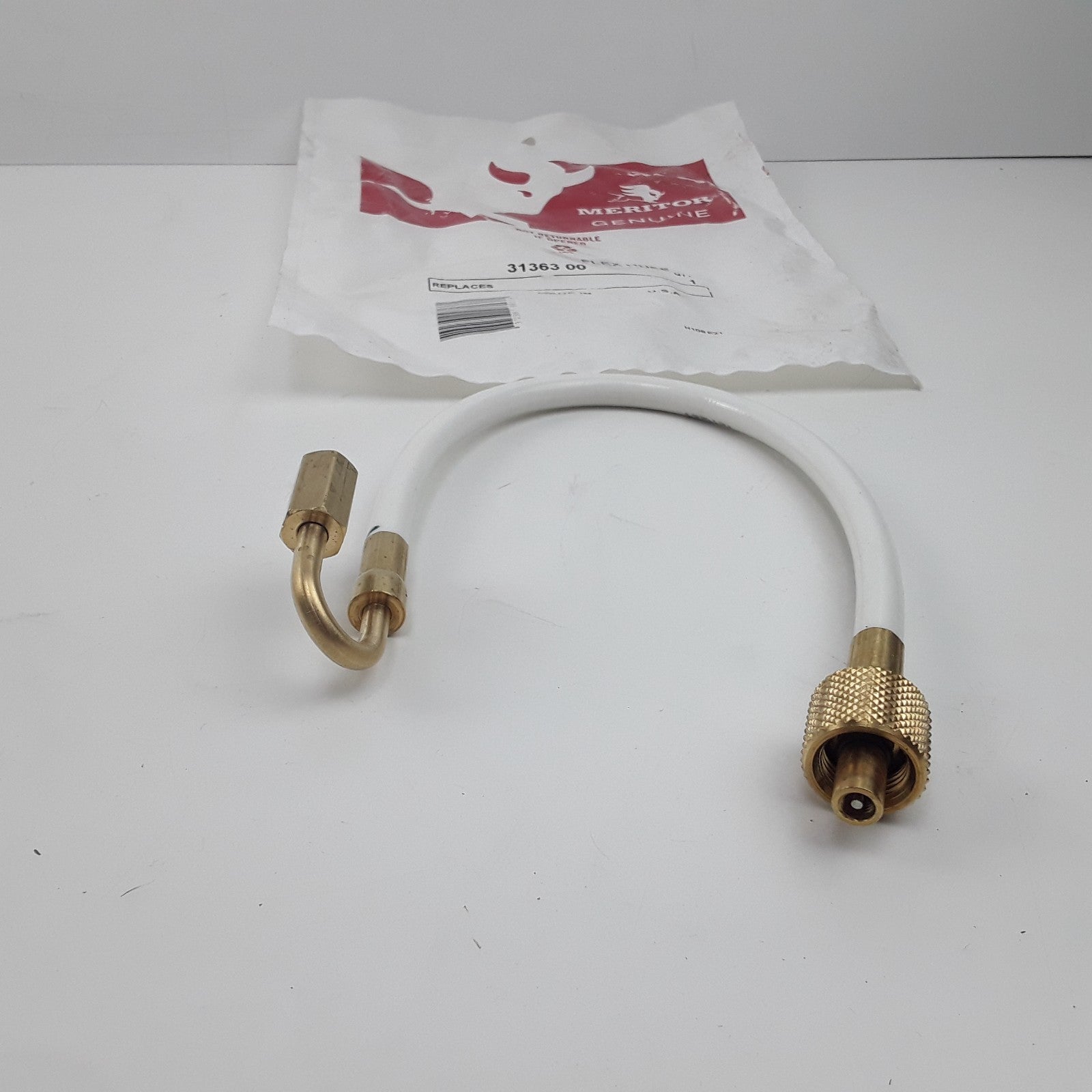 Meritor 3136300 - Tire Inflation System Flex Hose For Heavy Duty Car Trucks