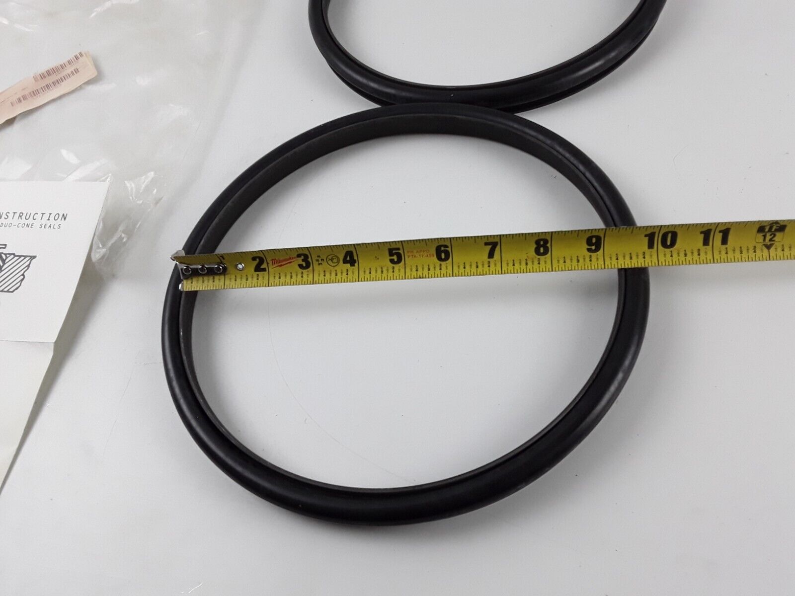 GENUINE HYSTER 1489420 OIL SEAL T ASSEMBLY FACE 2PCS FAST FREE SHIPPING - HotCarParts