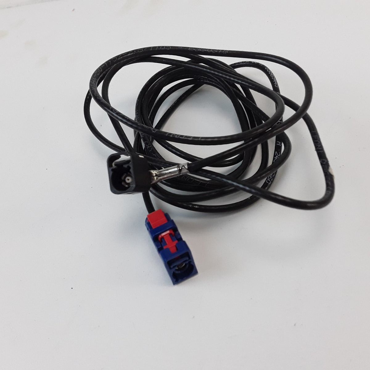 1815212-00-A Main Camera Windshield Coaxial Cable For Tesla Model Y 2020-2025