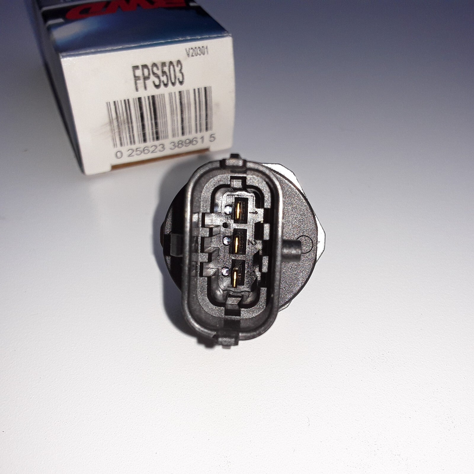 Fuel Pressure Sensor Fits Pontiac Chevrolet GMC Saturn Buick Cadillac 2007-2011