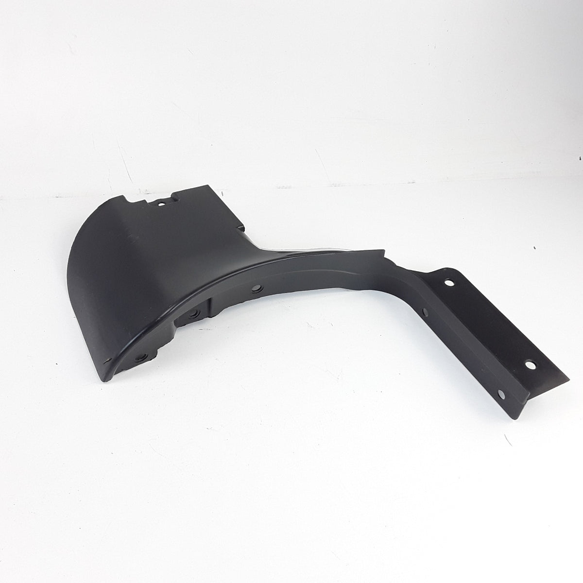 TESLA MODEL S ROCKER MOULDING END COVER RIGHT 2016- 2020 1028758-00-A