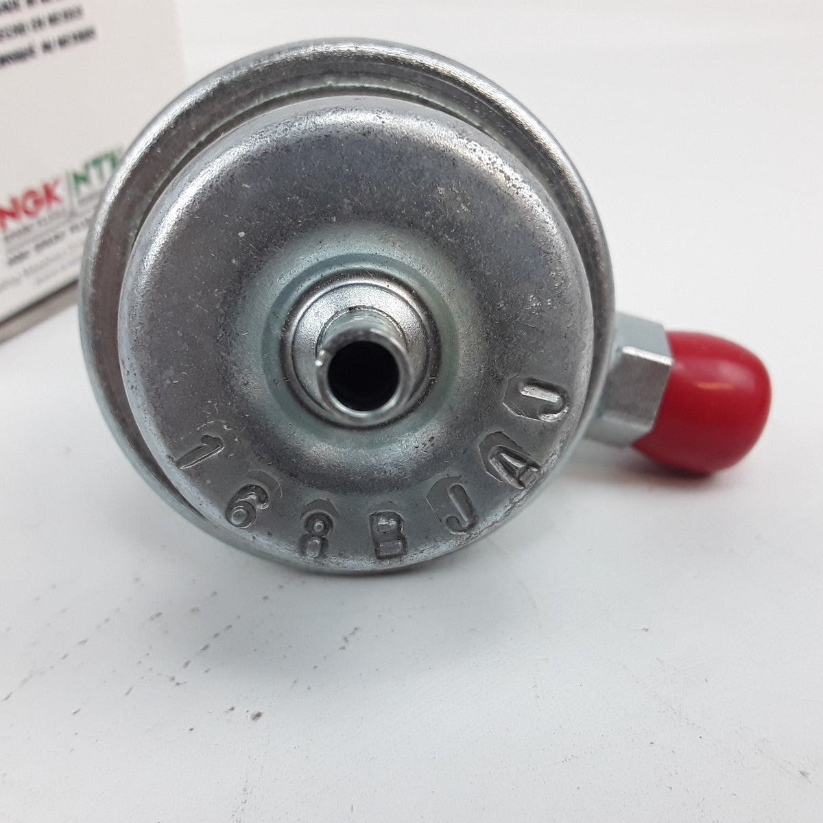 Fuel Pressure Regulator For Jaguar XJS Audi 200 Land Rover Range Rover 1984-2002