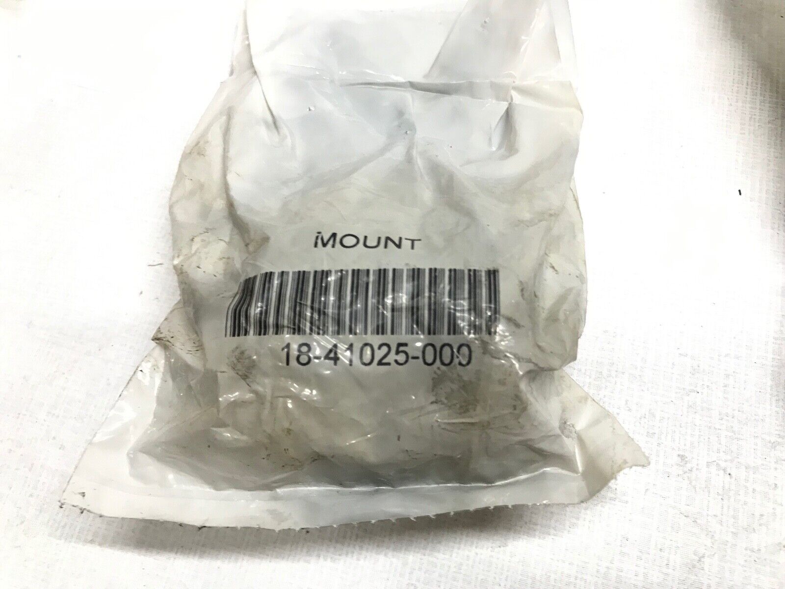 MACK MOUNT RUBBER BONDED 20978893 / 18-41025-000 Fast Free Shipping - HotCarParts