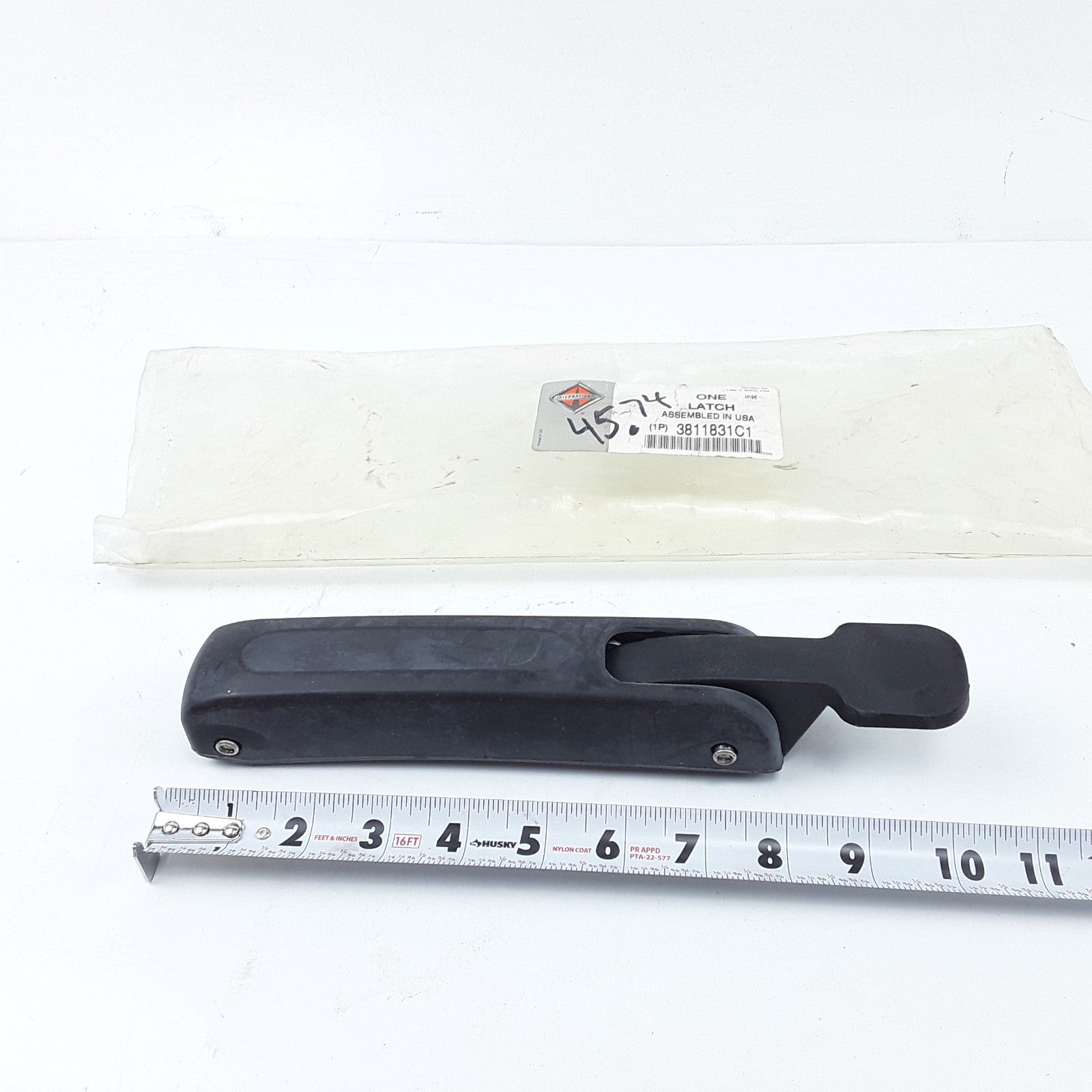 OEM International 3811831C1 Engine Access Door Latch Assembly For Navistar Truck