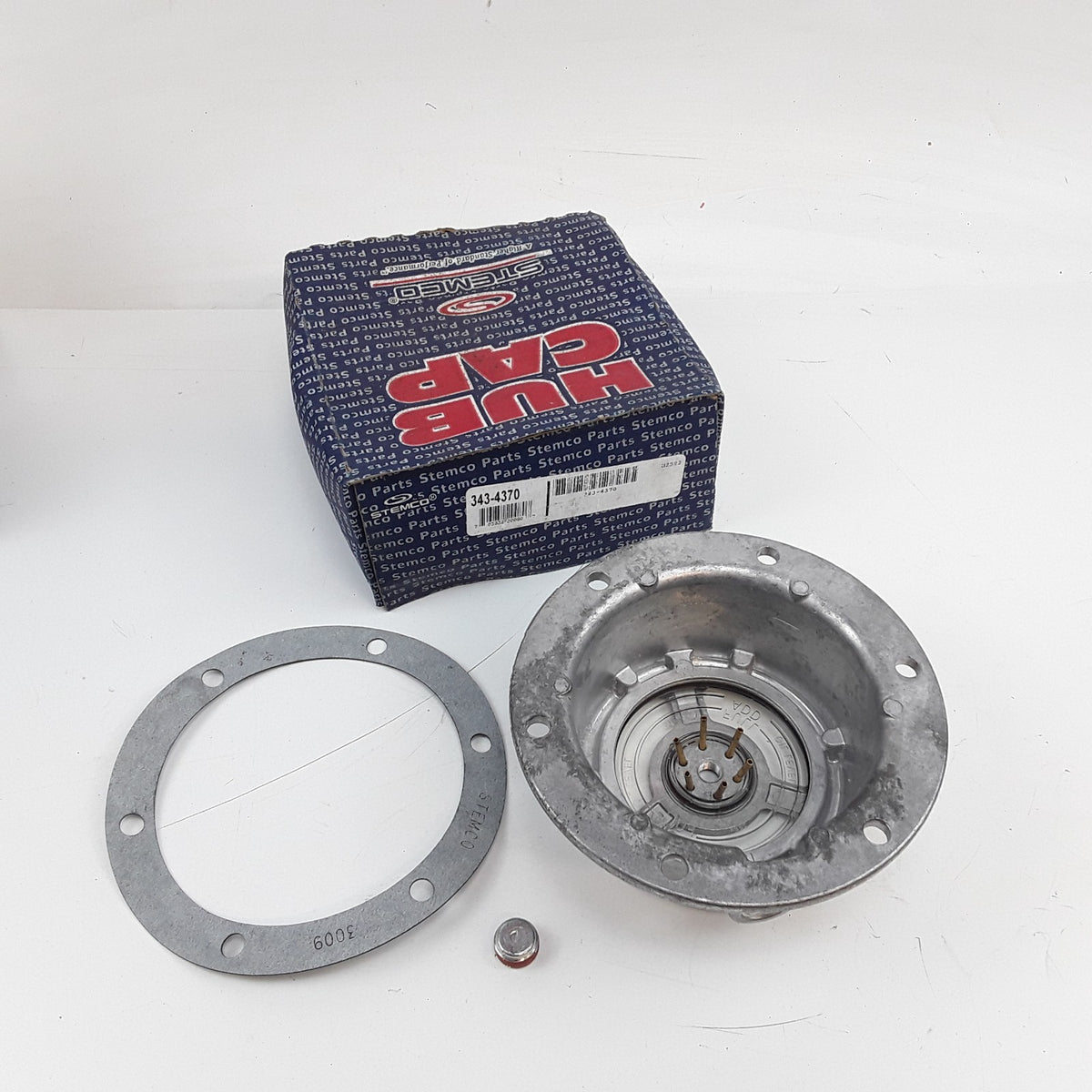 Stemco 343-4370 Aluminum Wheel Hub Cap Replaces TR3434370 343195 A23406 47548