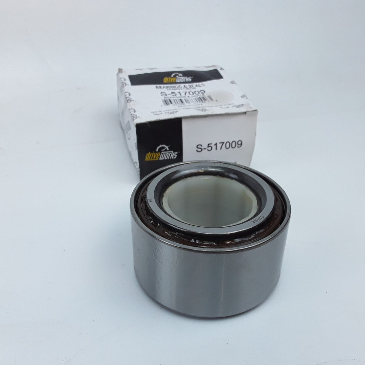 Tapered Roller Bearing Fits Chevrolet Geo Suzuki 1989 1990 1991 1992 1993-2000