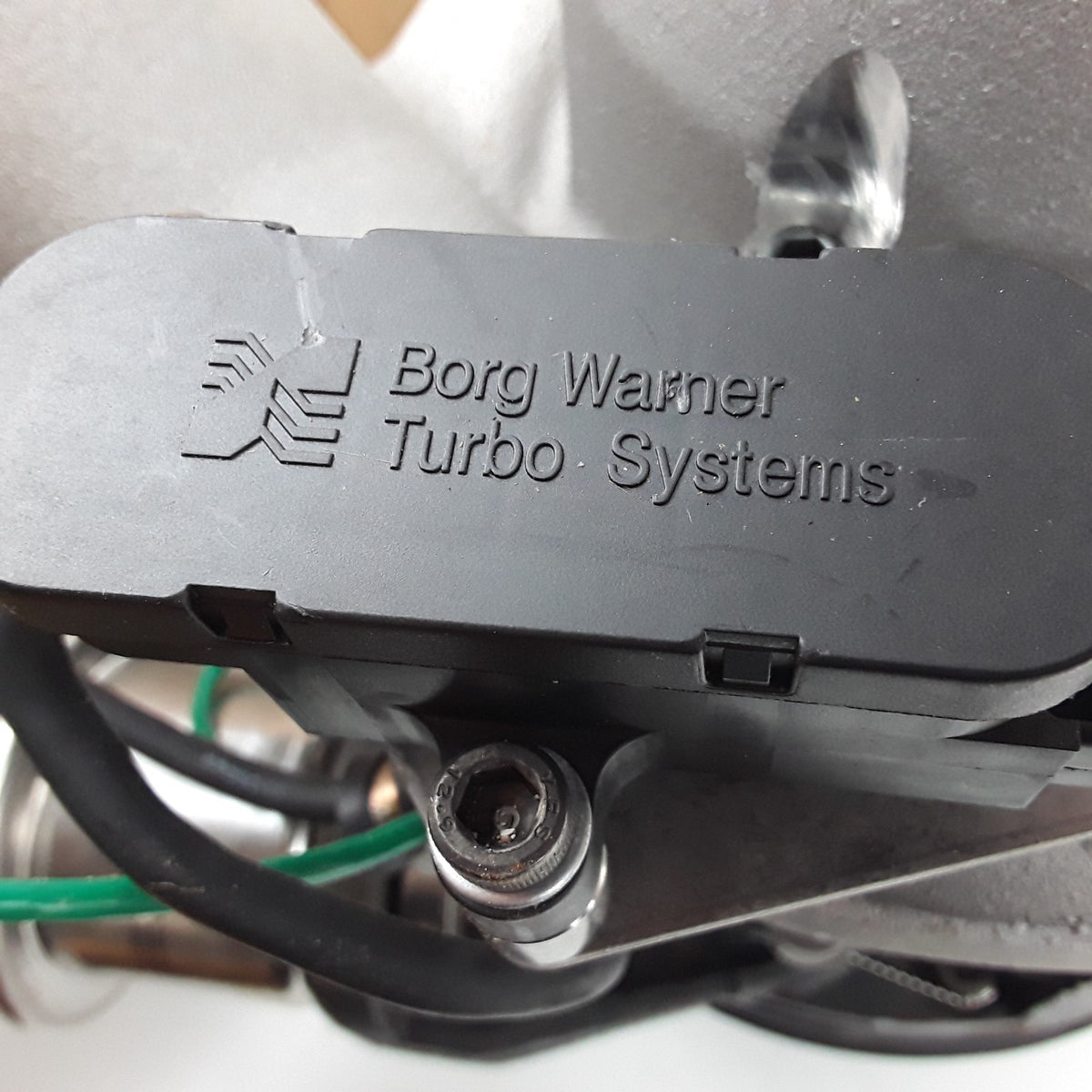 BorgWarner Model S430V Turbocharger Assembly p/n 477594 Fits Mack Diesel Trucks