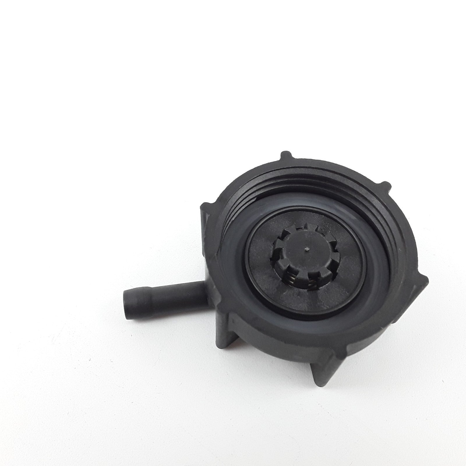Engine Coolant Expansion Tank Pressure Cap Fits Volvo VN 2004 VNL 1997–2007