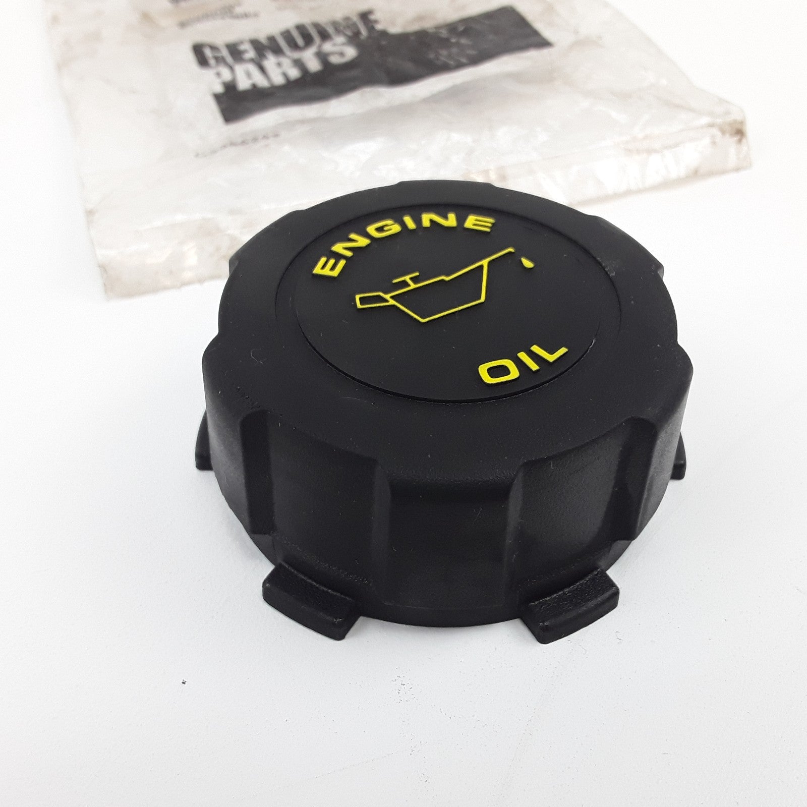 Engine Oil Filler Cap For Cummins EPA13 15 Liter ISX QSX Engines OEM 3687932