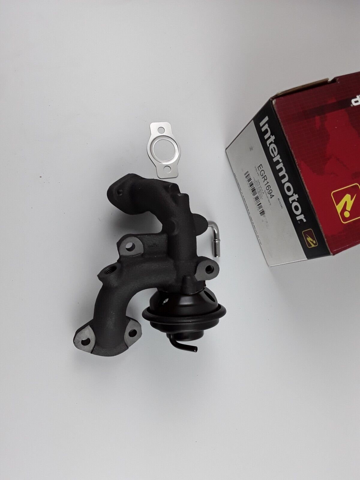 Exhaust Gas Recirculation (EGR) Valve For Lexus ES300,Toyota Camry,Avalon 94-96 - HotCarParts