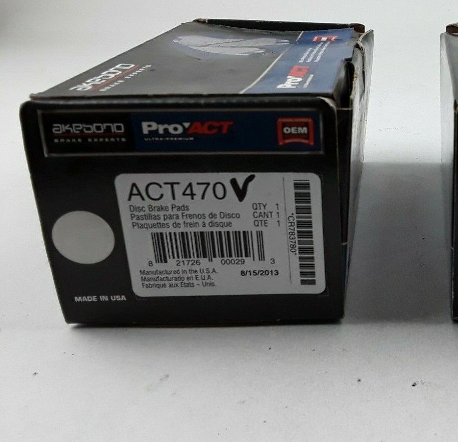 Disc Brake Pads Set Ultra Premium Ceramic Front Akebono ACT470 for Subaru 90-96 - HotCarParts