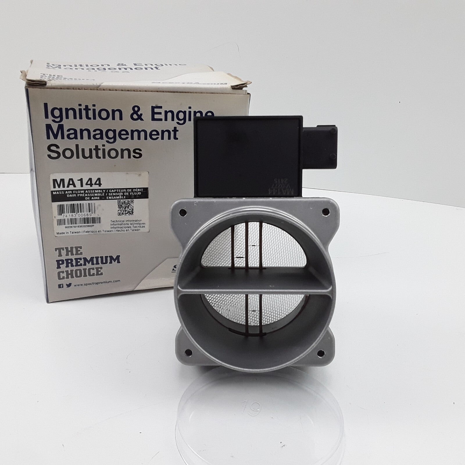 Spectra Premium MA144 Mass Air Flow Sensor Fits Saab 9-3 9-5 (1999 2000-2009)