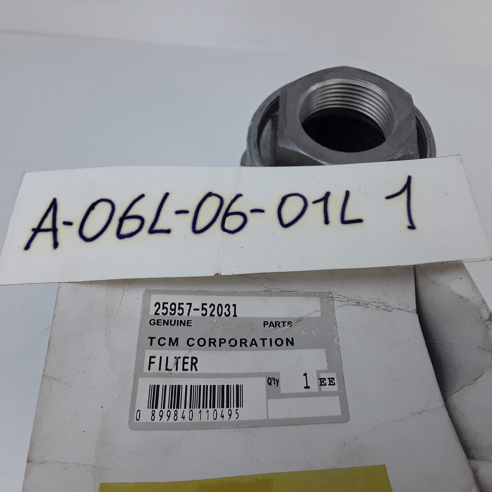 TCM 25957-52031 Hydraulic Suction Filter Forklift Fits FD35–50 / FG35–50