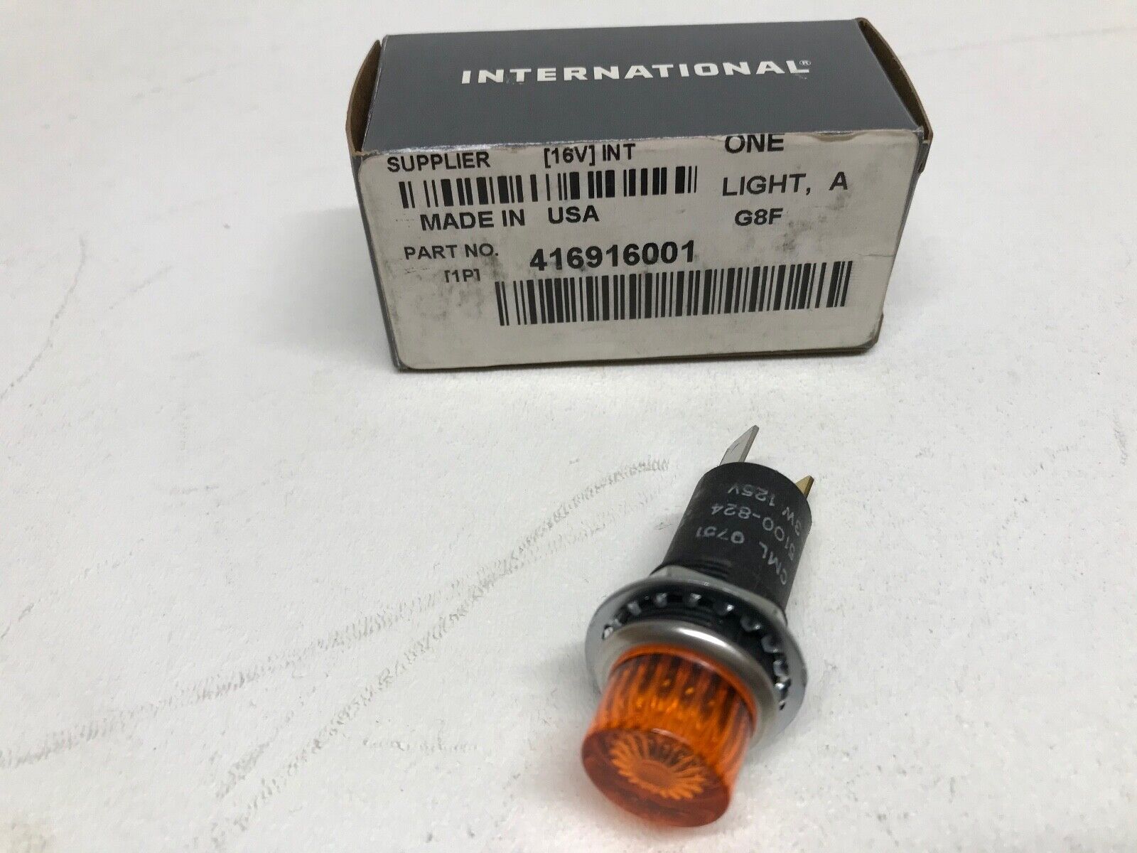 GENUINE OE International Navistar Light Lamp Assembly Pilot Part 416916001 Amber - HotCarParts