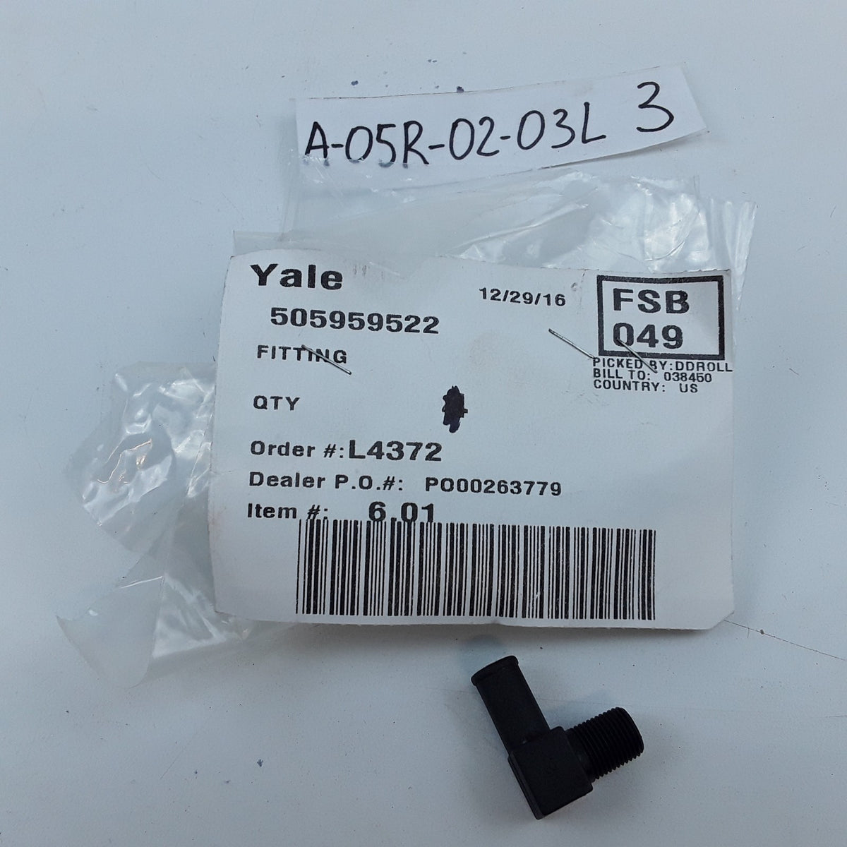 Fitting Assembly Fits Yale Forklifts GP050ZG GLP060ZG GLP050ZG GLC20VX GDC080LJ