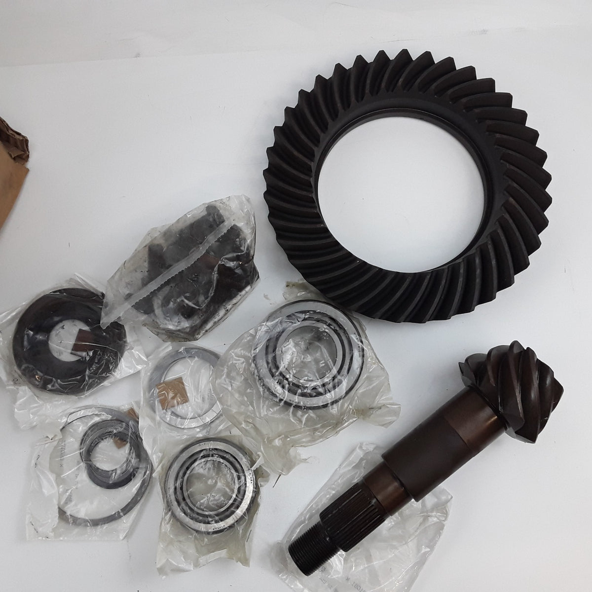 Differential Ring & Pinion Kit Fits GMC P3500 Ford F-350 Chevrolet P30 1988-1995