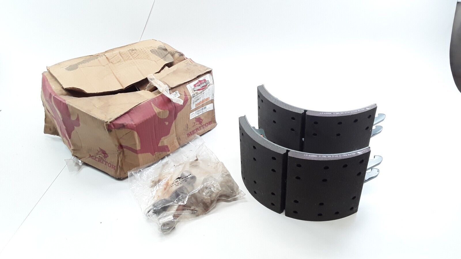 MERITOR 16.50" X 8.625" SERVICE BRAKE SHOE & LINING KIT FITS FREIGHTLINER , MACK - HotCarParts