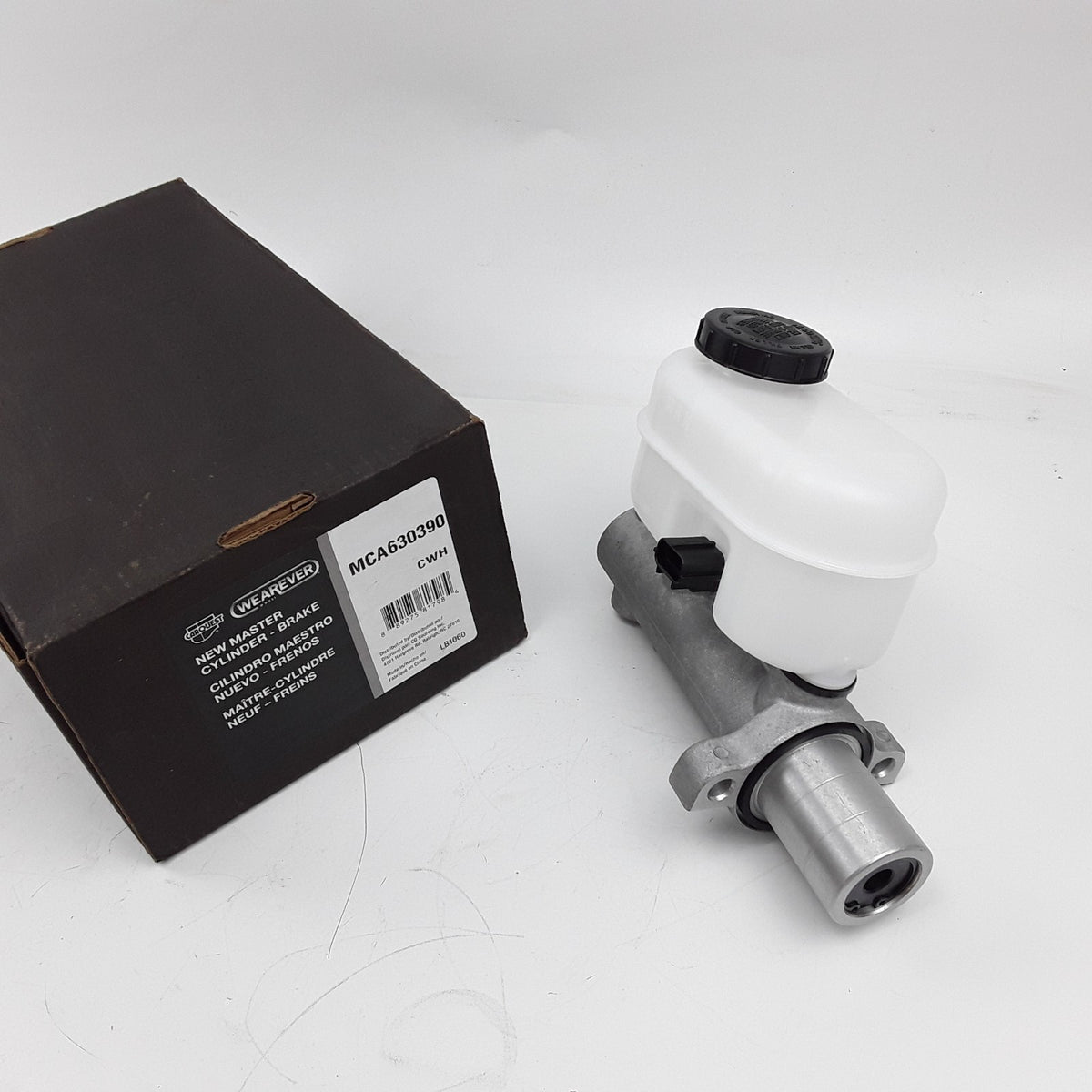 Carquest MCA630390 Brake Master Cylinder Fits Ford E-150 Club Wagon E-150 (2004)