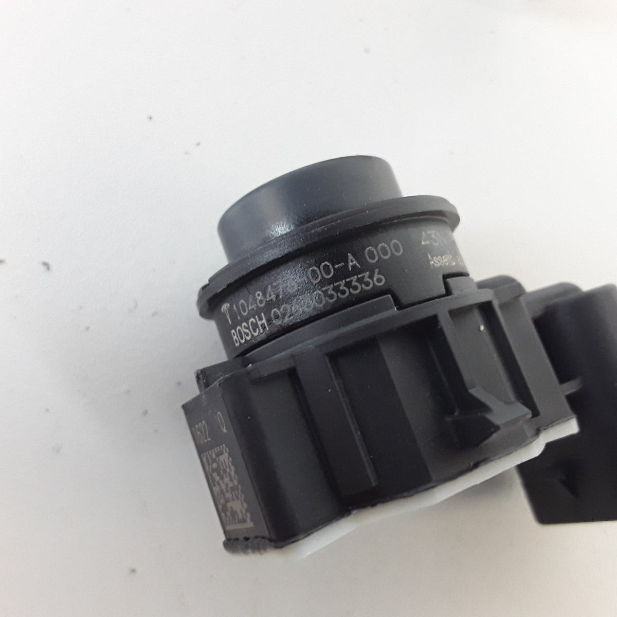 Model S & X 2012-2021 Park Assist Ultrasonic Sensor 1048473-00-A OEM