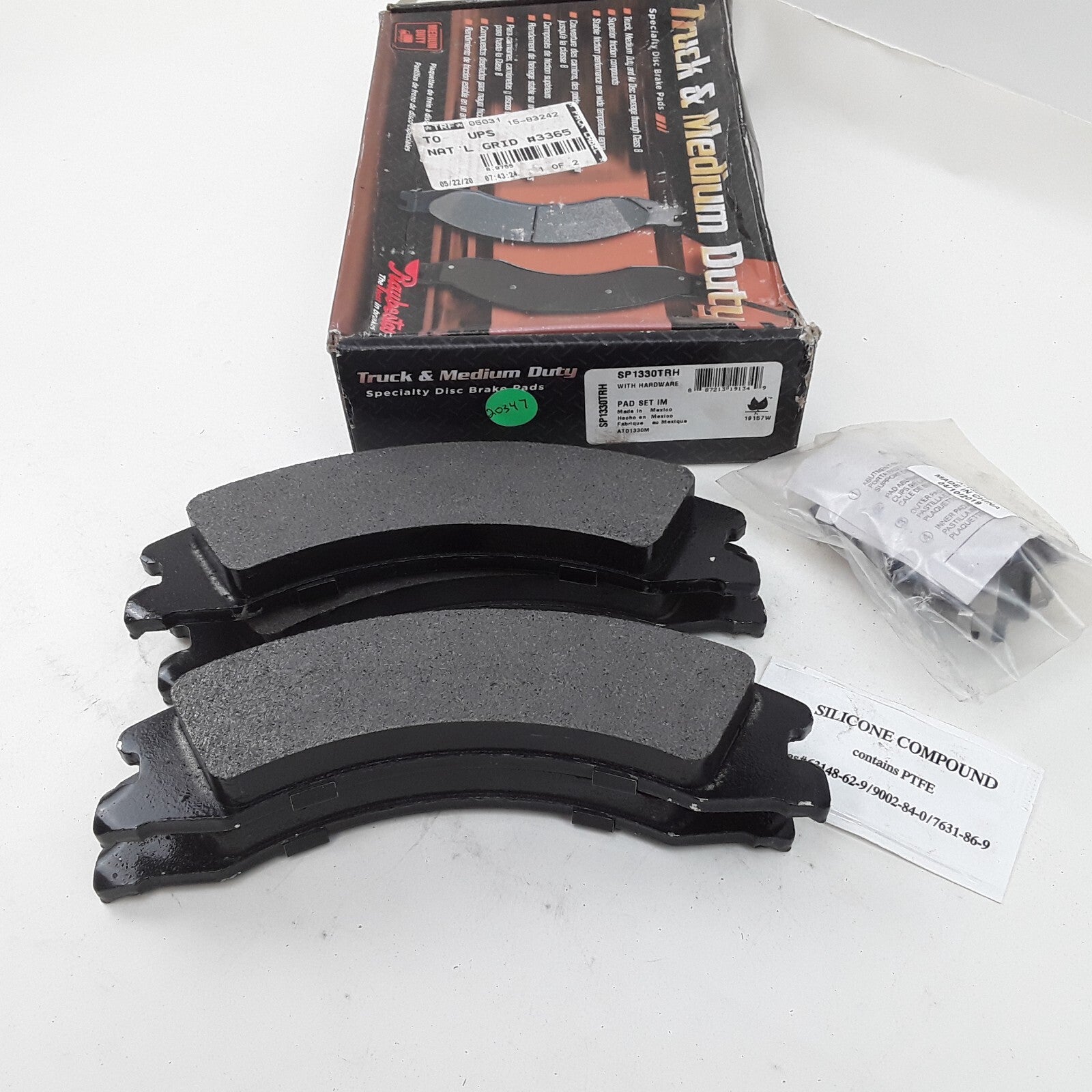 Medium Duty Metallic Rear Brake Pad Fits Ford E-450 Super Duty 2008-19 21