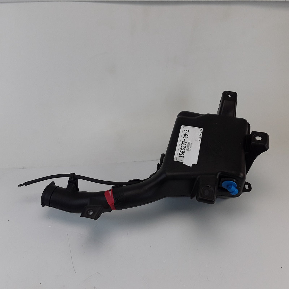 OEM For Tesla Model Y 2020-2025 Windshield Wiper Fluid Reservoir 1490400-00-C