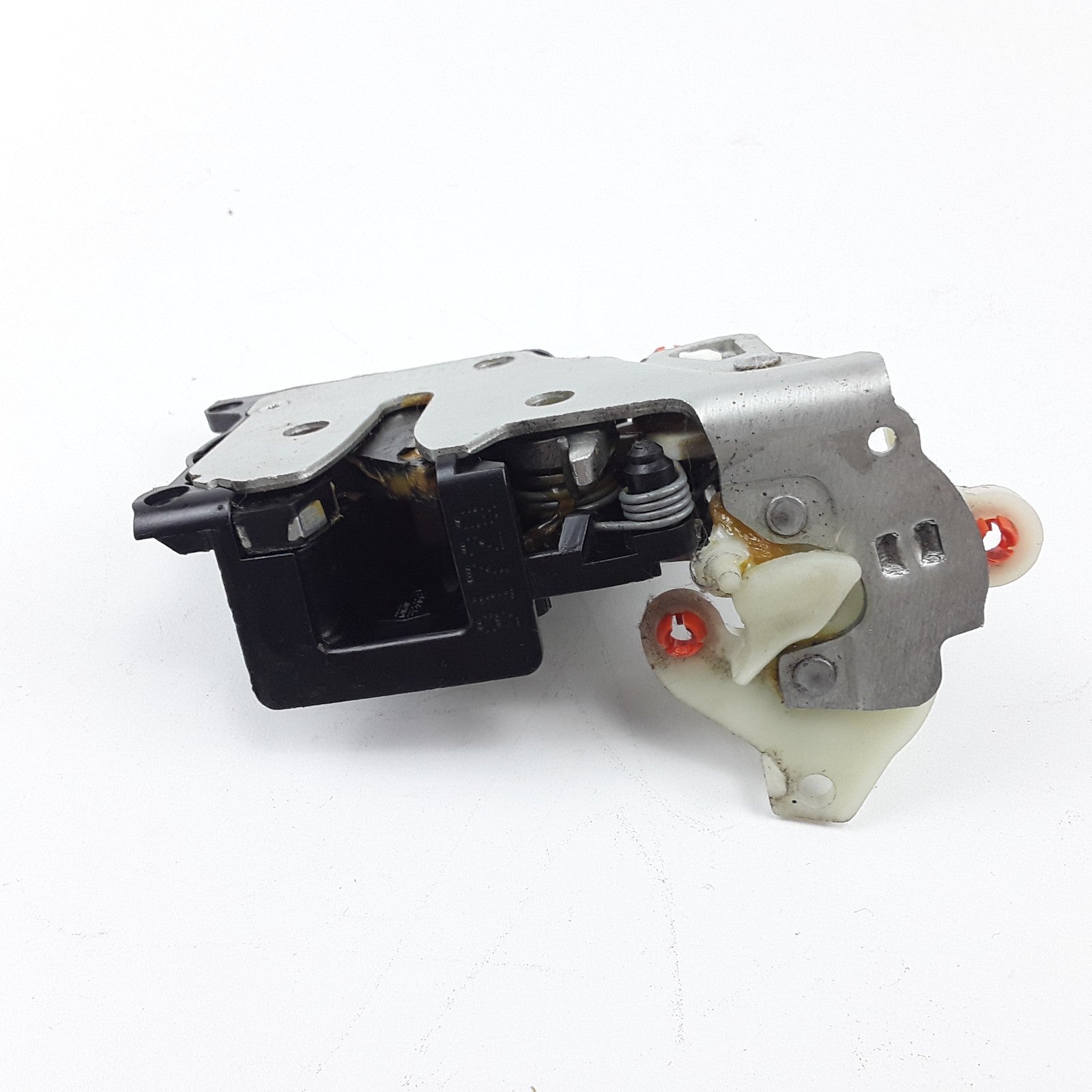 OEM International 2593969C1 Front Right Engine Access Door Latch Navistar Trucks