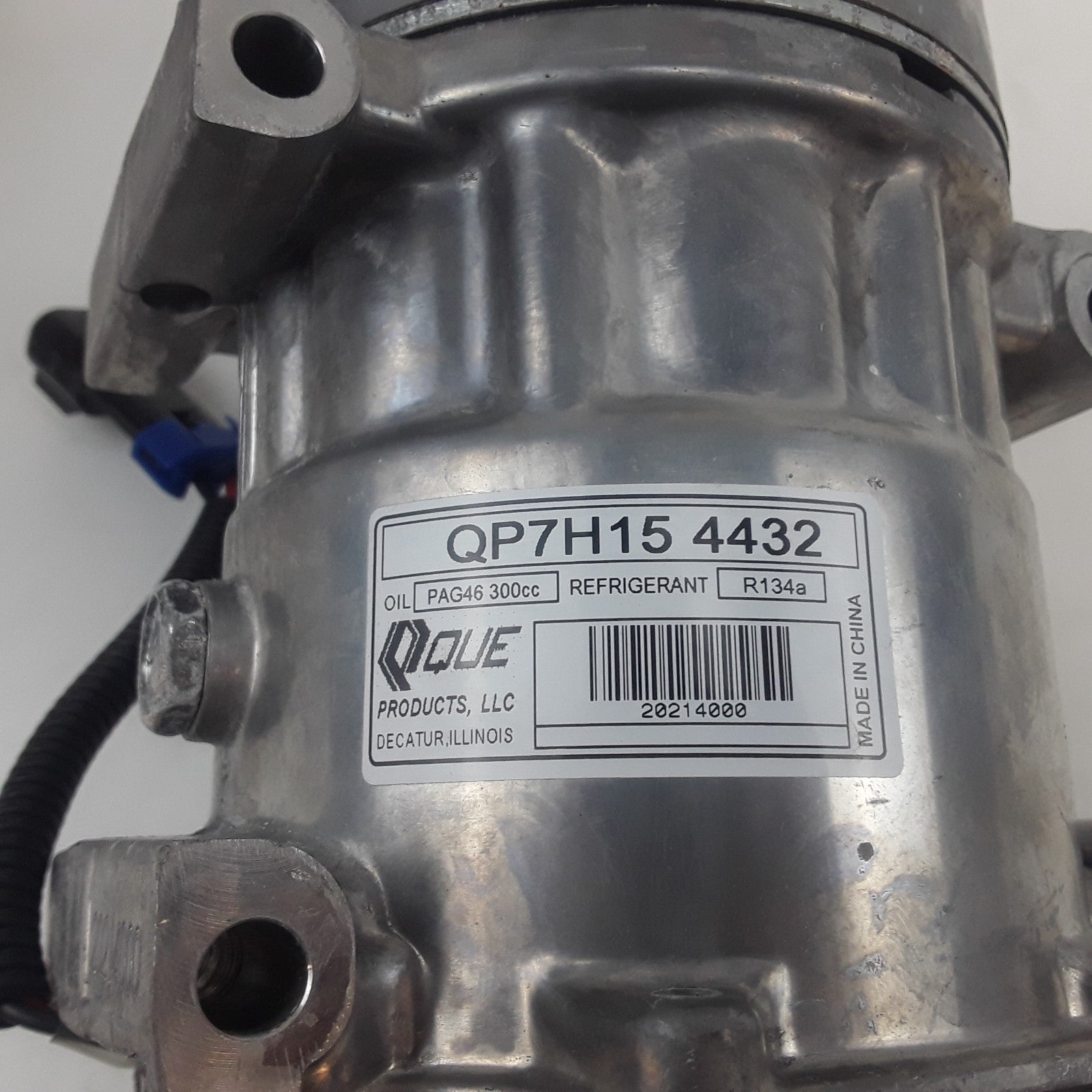 Red Dot 75R89582Q A/C Compressor Assembly Heavy Duty Fits Kenworth T600A (2007)