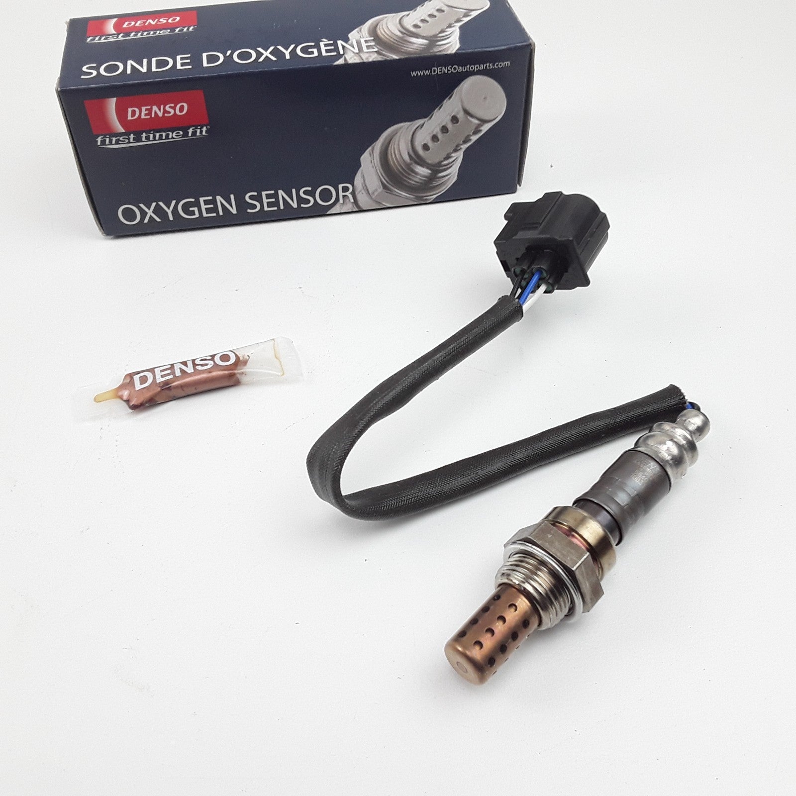 Downstream Oxygen Sensor Denso 234-4746 Fits Jeep Grand Cherokee 4.7L-V8 2001-04