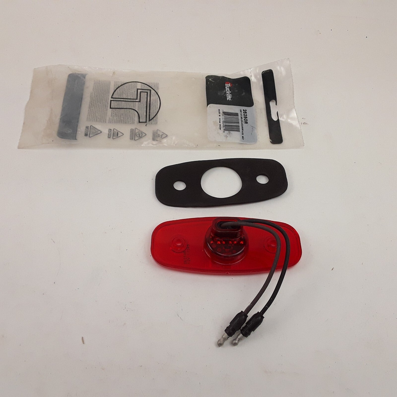 Truck-Lite 26250R 26 Series Marker Clearance Light Hardwired Lamp Connection