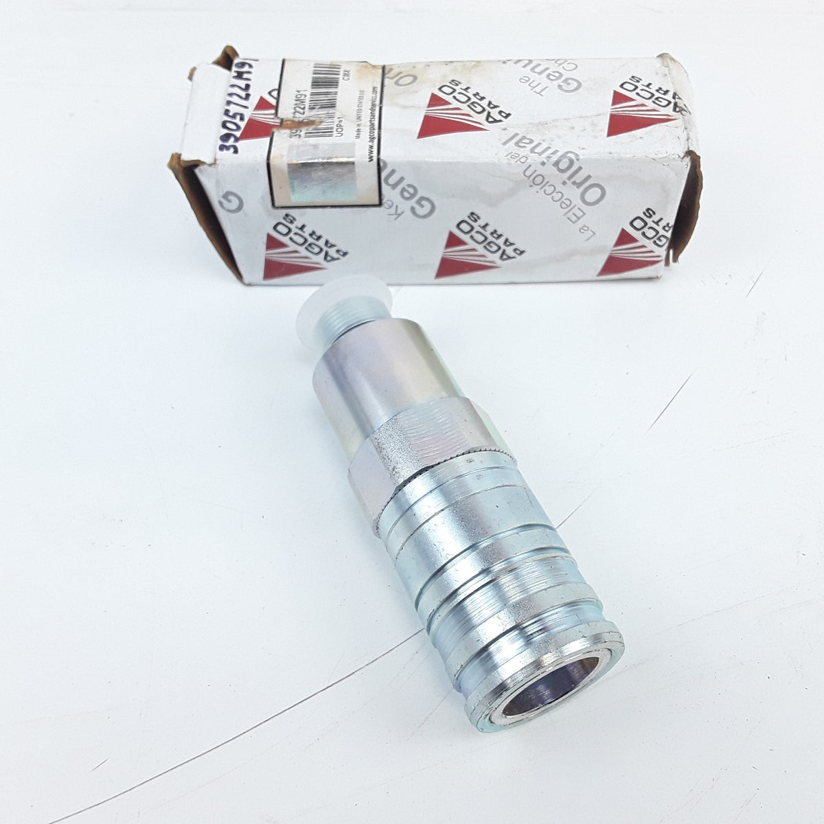 AGCO 3905722M91 Female Couplers Massey Ferguson White Tractors Allis Chalmers