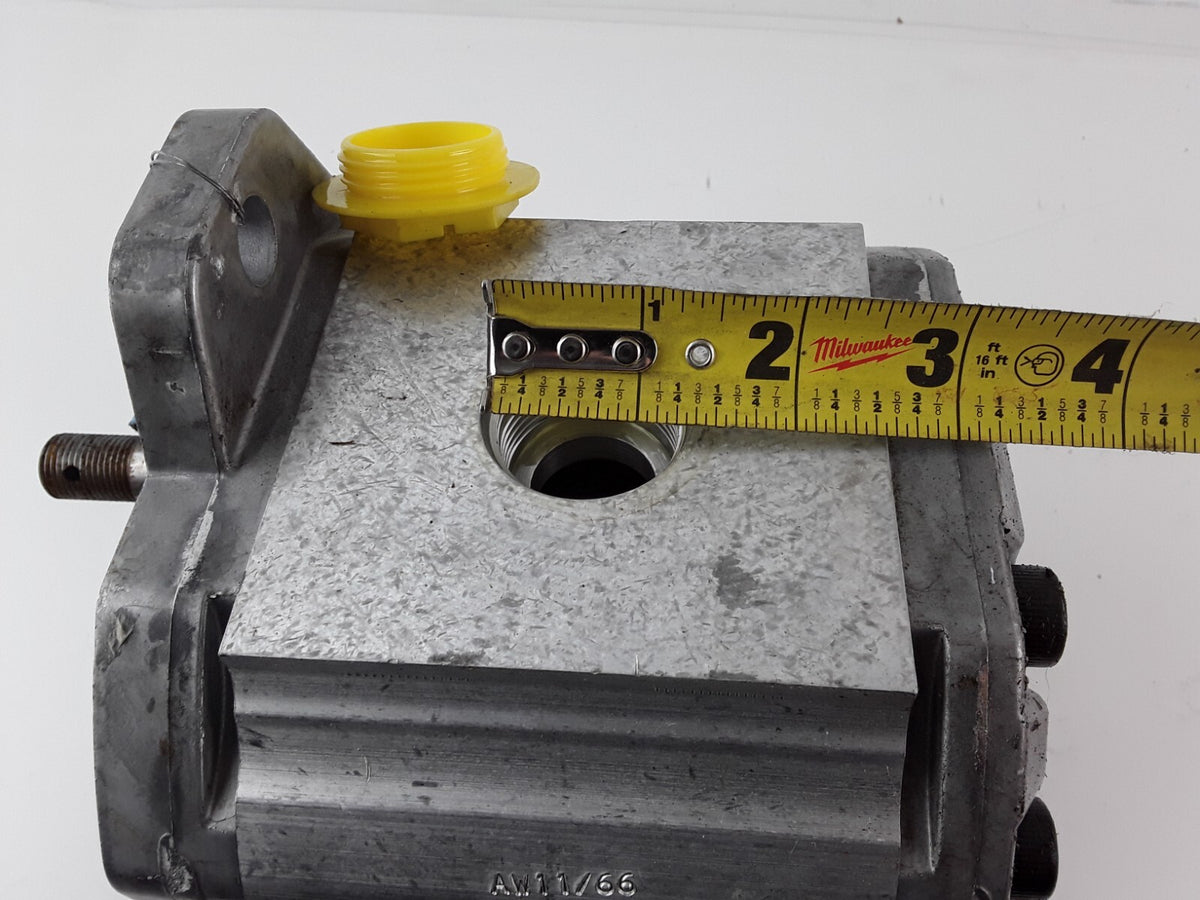 Sauer Danfoss Hydraulic Pump Motor Fan Drive W/Valve 551101134160 121.25.040.0c