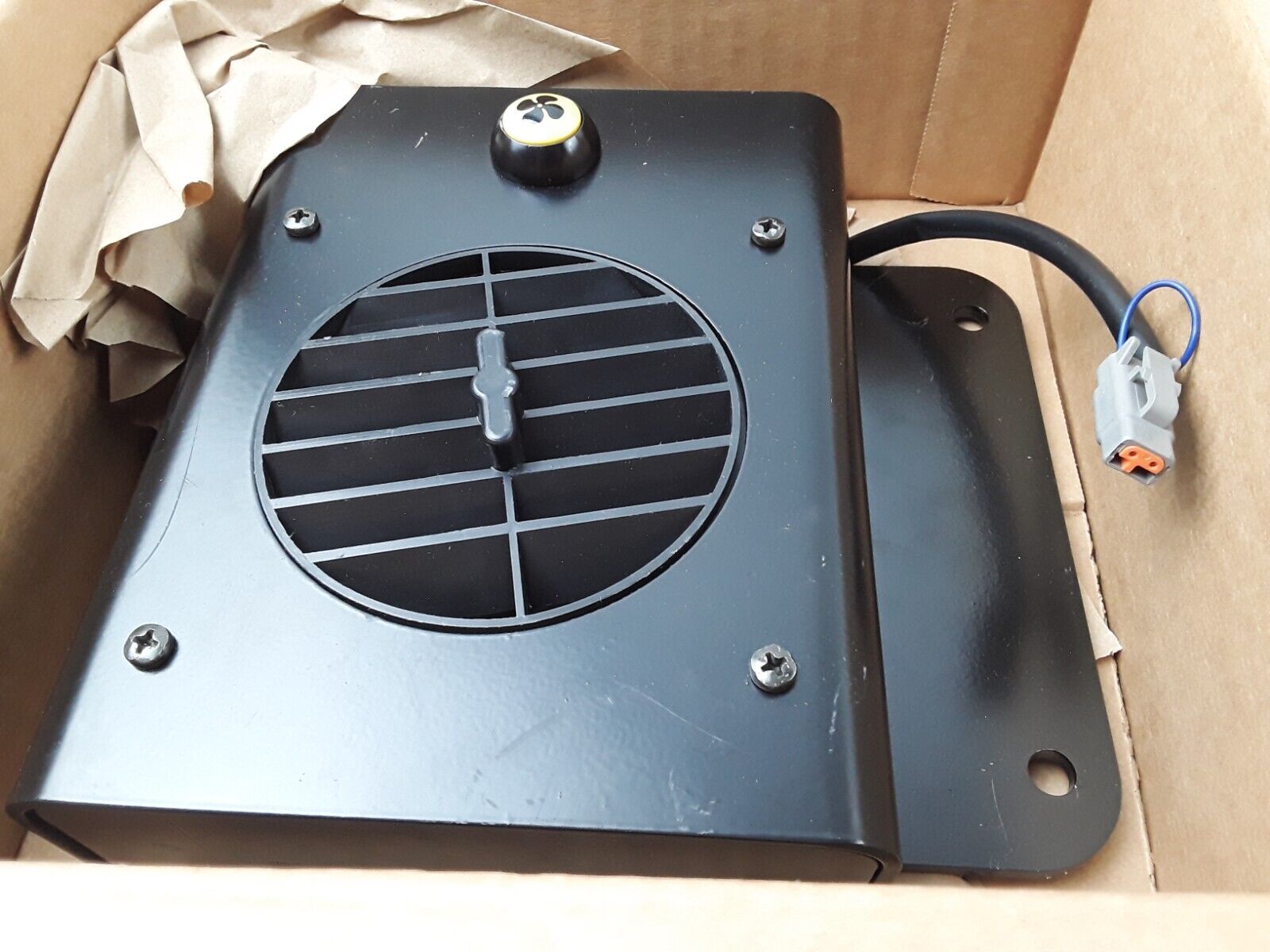Hyster 1582223 Fan Package Assembly G1238E24B FSR-CC 24V 0.600A Forklift Parts - HotCarParts