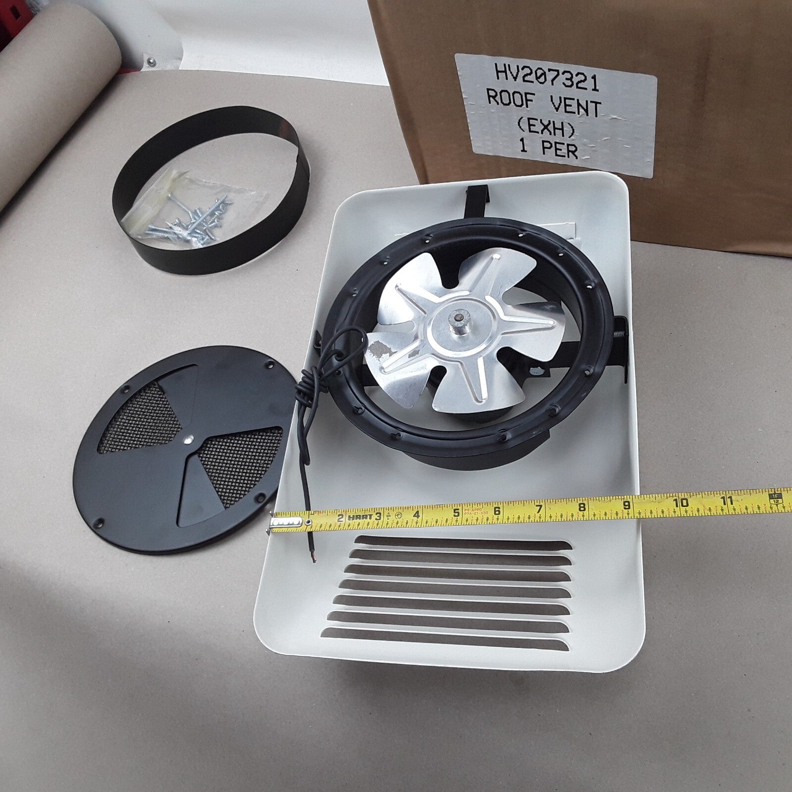 HV207321 Powered Exhaust Roof Vent Fits Trucks Vans School or Transit Buses