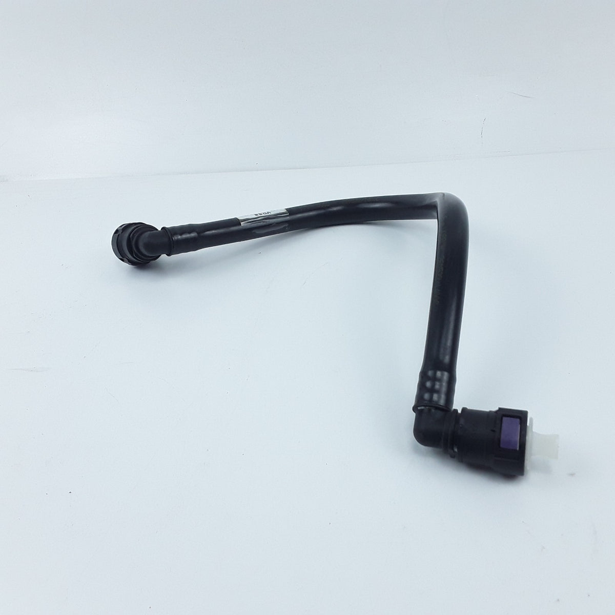 Genuine Transmission Differential Oil Cooler Pipe 22585398 For Volvo VNL Series