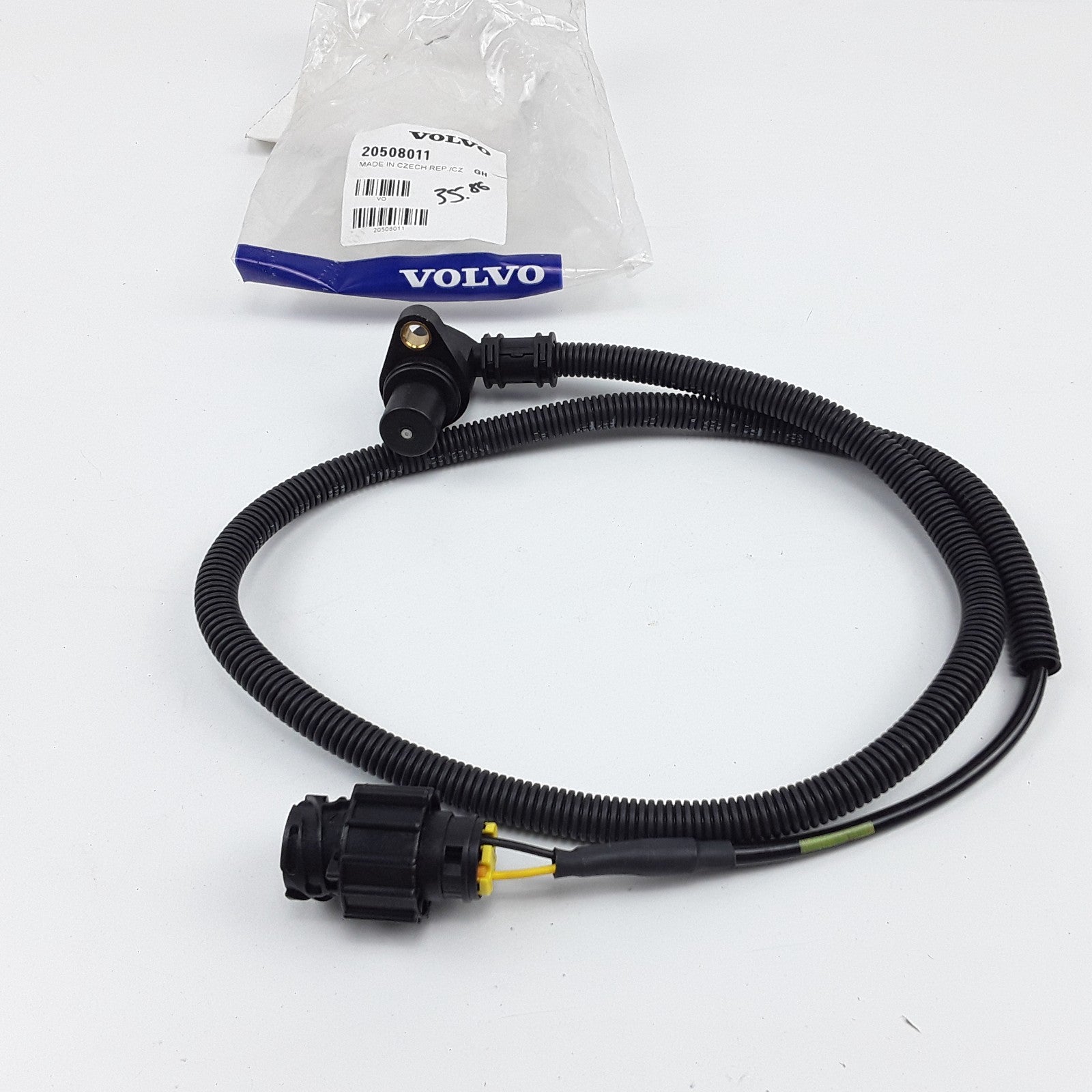 Engine Temperature Sensor Fits Volvo VHD VNL VNM (2005 2006 2007 2008 2009)