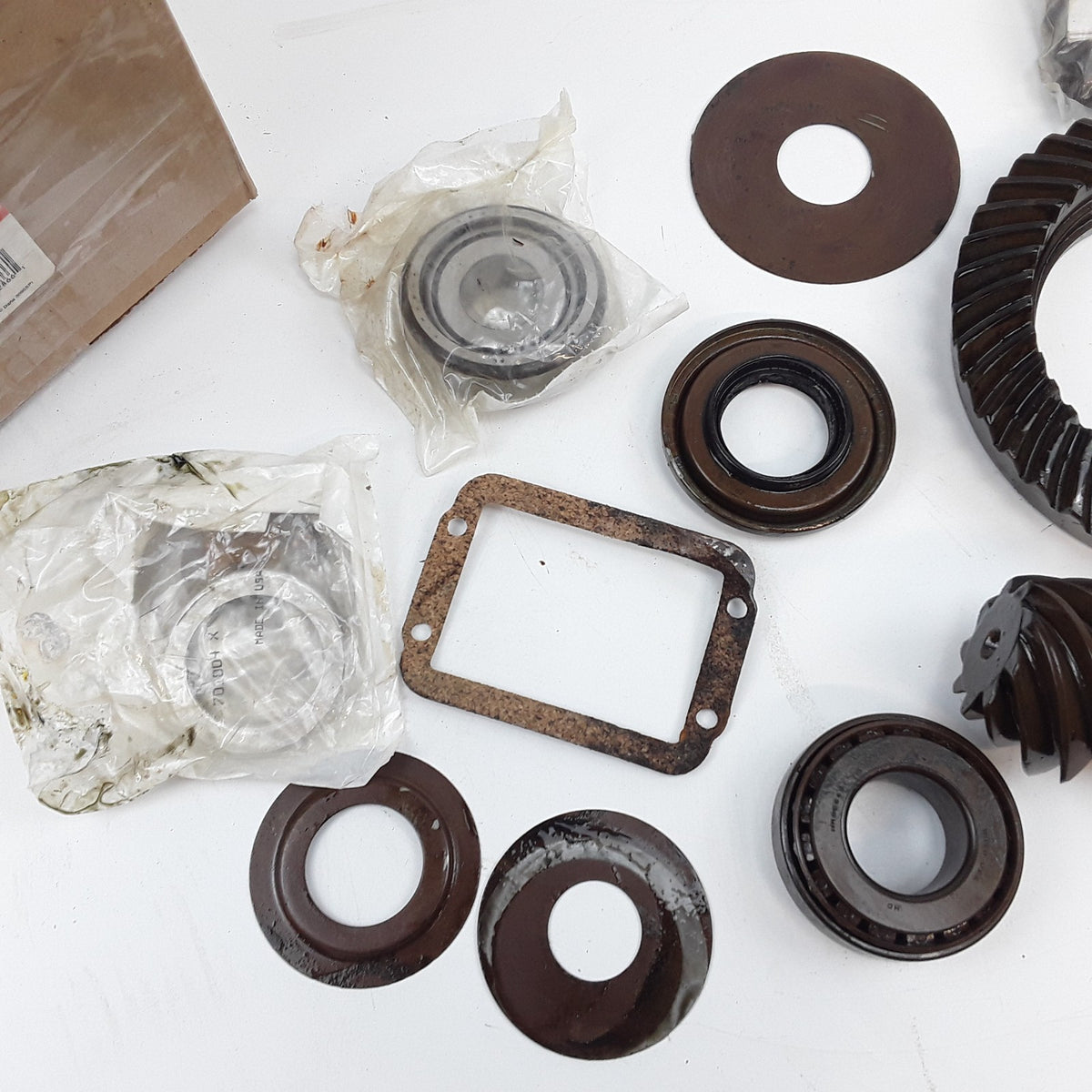 Differential Ring & Pinion Kit Fits Jeep Wrangler Cherokee Wagoneer (1984-2001)