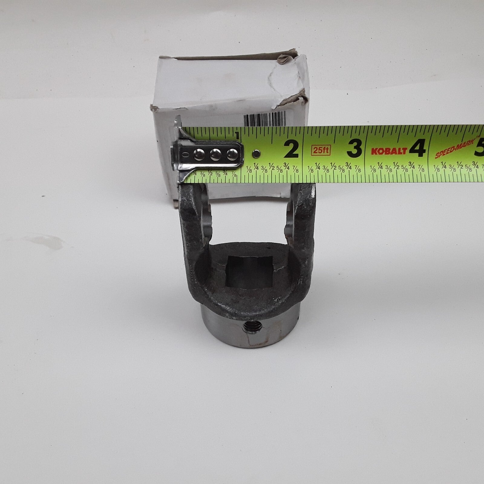 World American 10-4-12R 1000 Series Power Take Off (PTO) End Yoke 0.875" Square